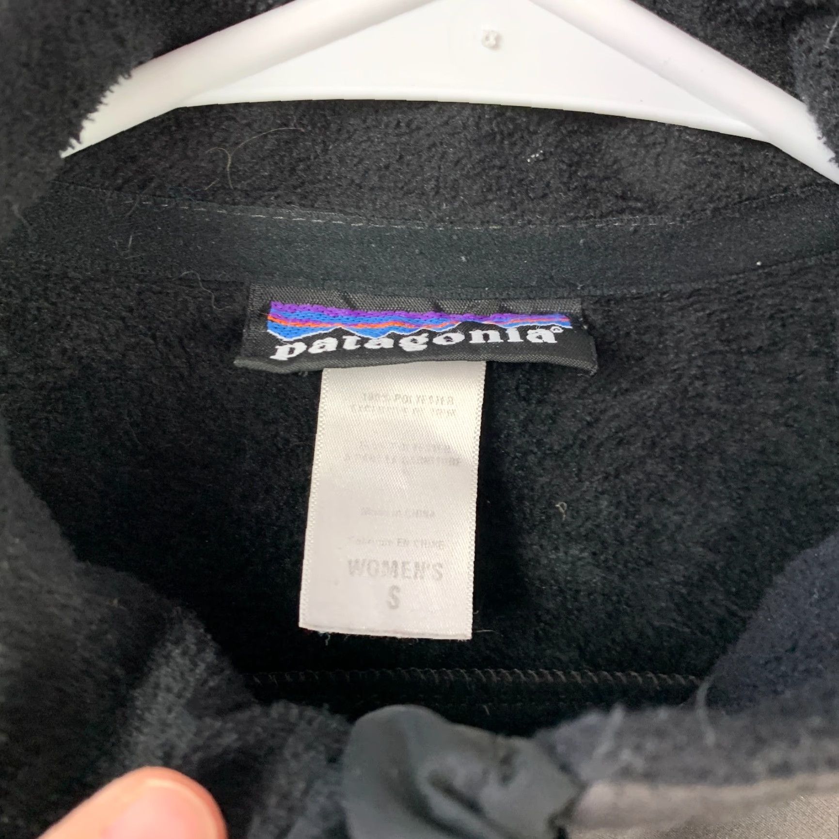 Patagonia Patagonia Jacket Womens Small 28195 Kiwa Black Solid Softshell Jacket Coat Outdoor Casual Autumn Winter 0 Size S / US 4 / IT 40 - 3 Thumbnail