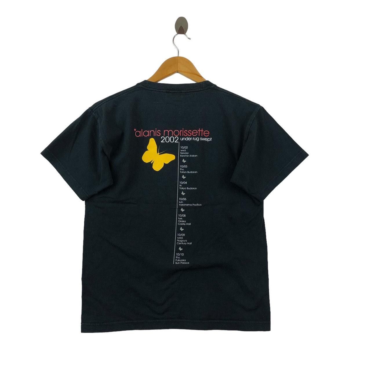 Band Tees Vintage ALANIS MORISSETTE 2002 Under Rug Tour Tee Shirt Size S / US 4 / IT 40 - 2 Thumbnail