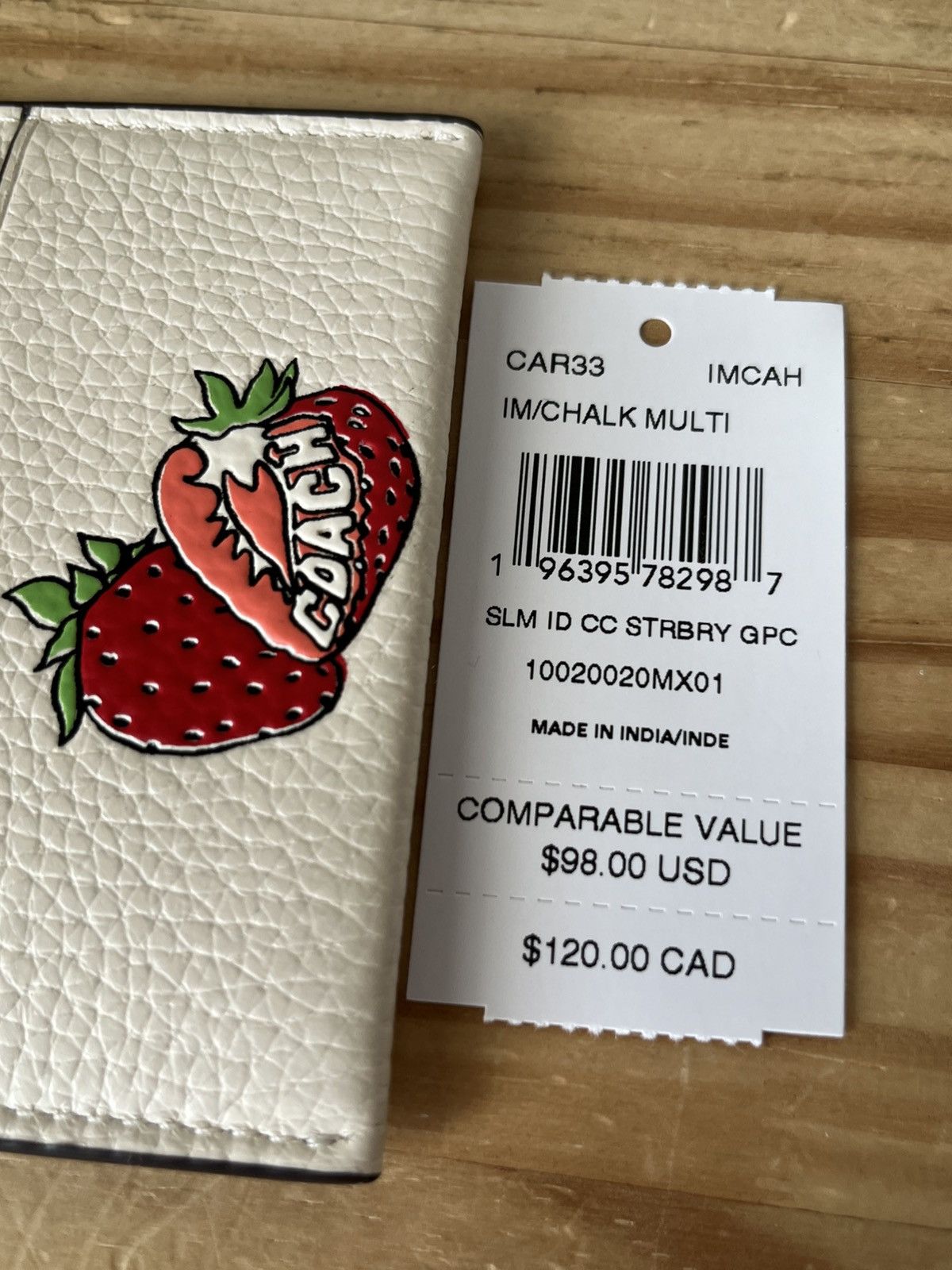 Coach Coach Slim ID Card Case With Strawberry Graphic Size ONE SIZE - 4 Thumbnail