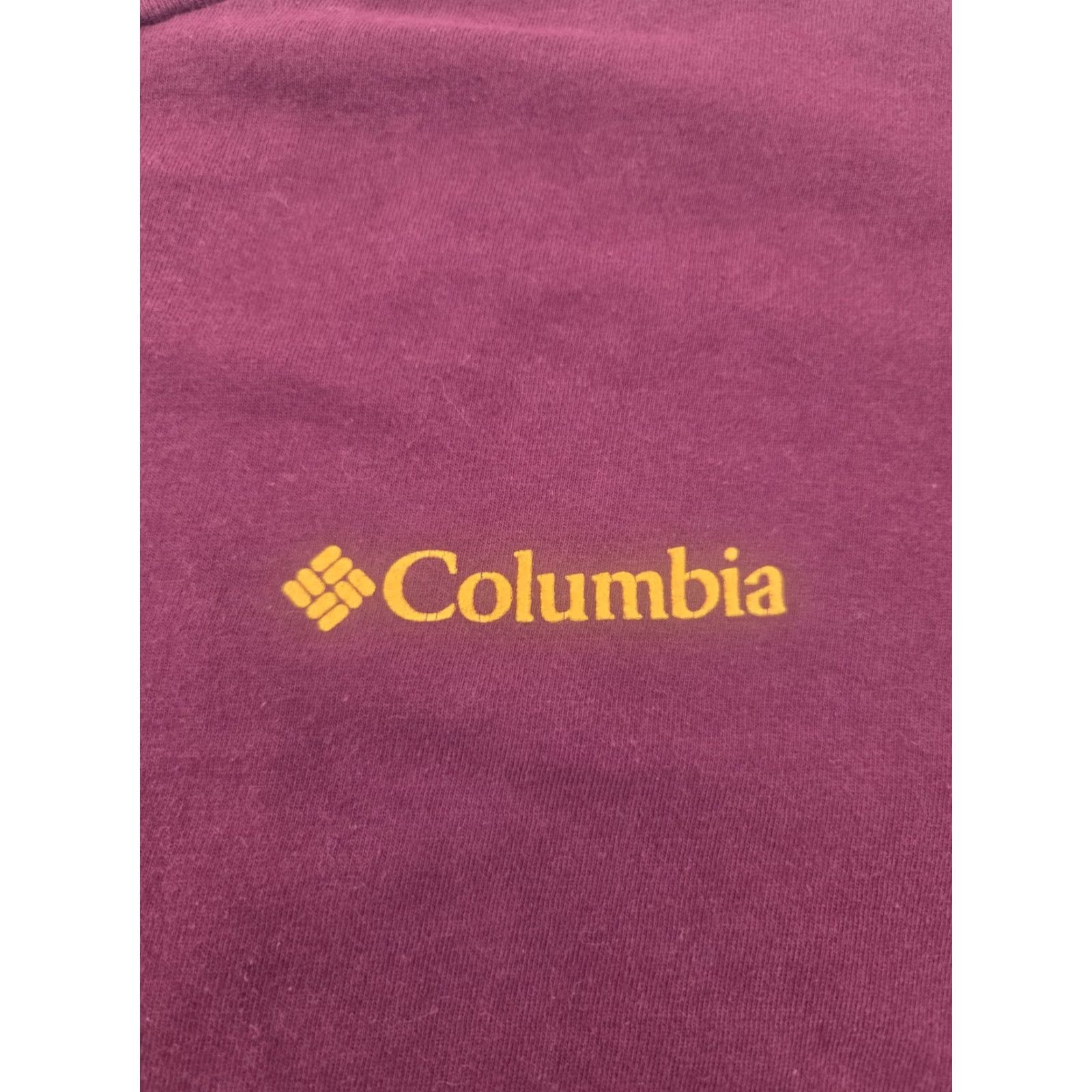 Vintage Columbia T-Shirt Mountain Graphic Maroon Mens Large Crew Neck Short Sleeve Cotton Double-Sided Regular Shirt Size US L / EU 52-54 / 3 - 4 Thumbnail