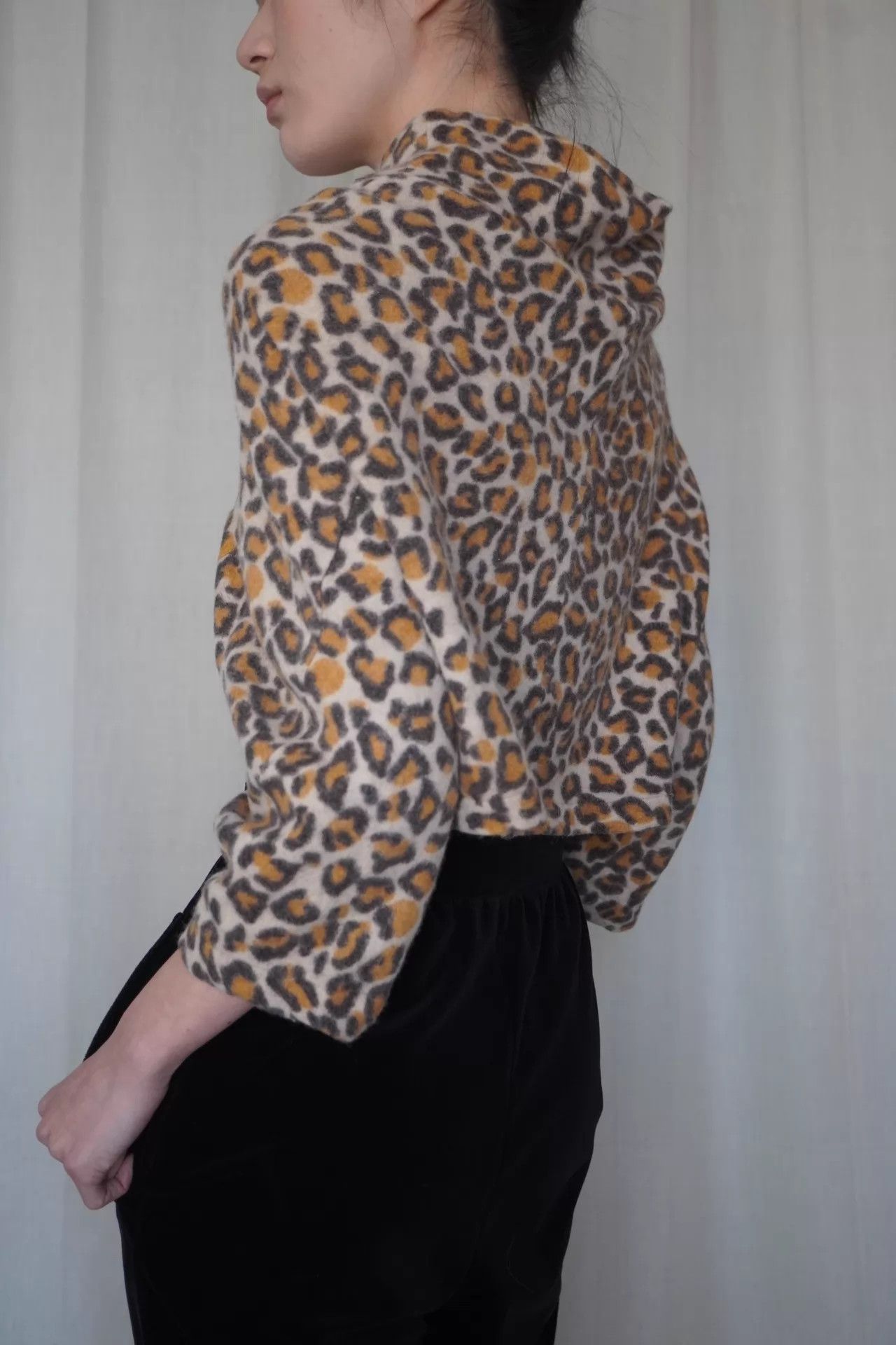 Junya Watanabe Junya Watanabe 2004 Shoulder-Baring Leopard Print Teddy Top Size S / US 4 / IT 40 - 8 Thumbnail
