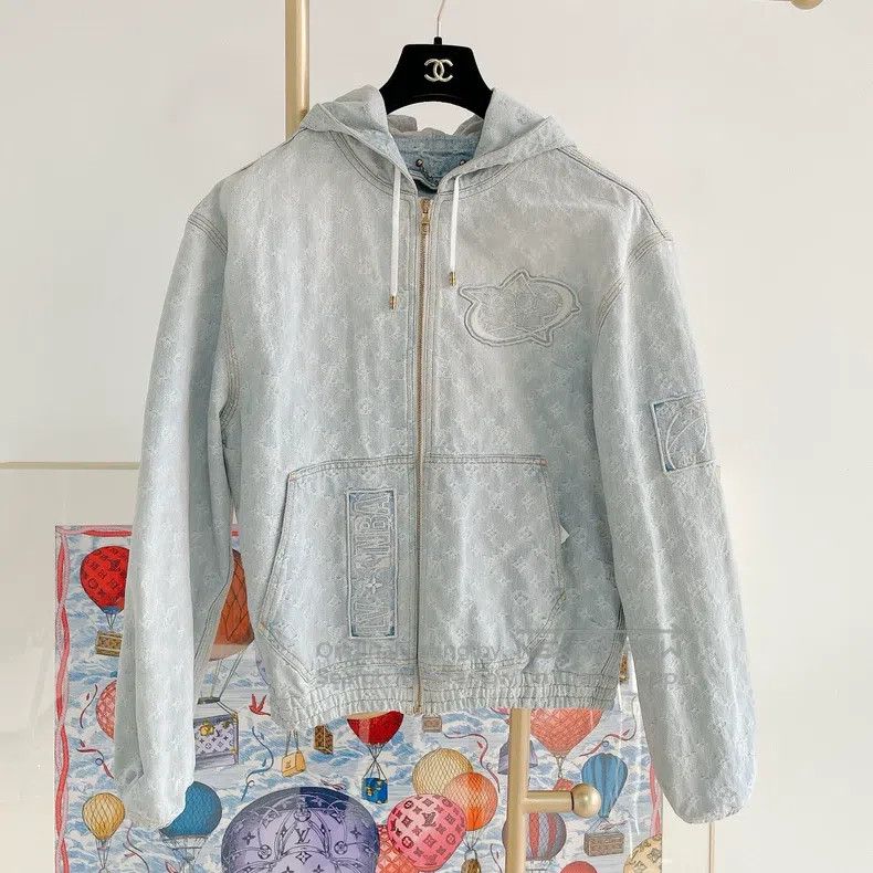 Louis Vuitton Louis Vuitton NBA Co-branded Denim Jacket Size US M / EU 48-50 / 2 - 1 Thumbnail