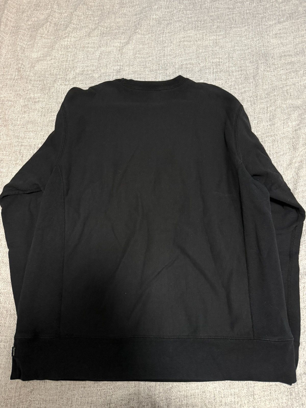 Supreme Supreme fw18 black on black box logo crewneck Size US XL / EU 56 / 4 - 4 Thumbnail