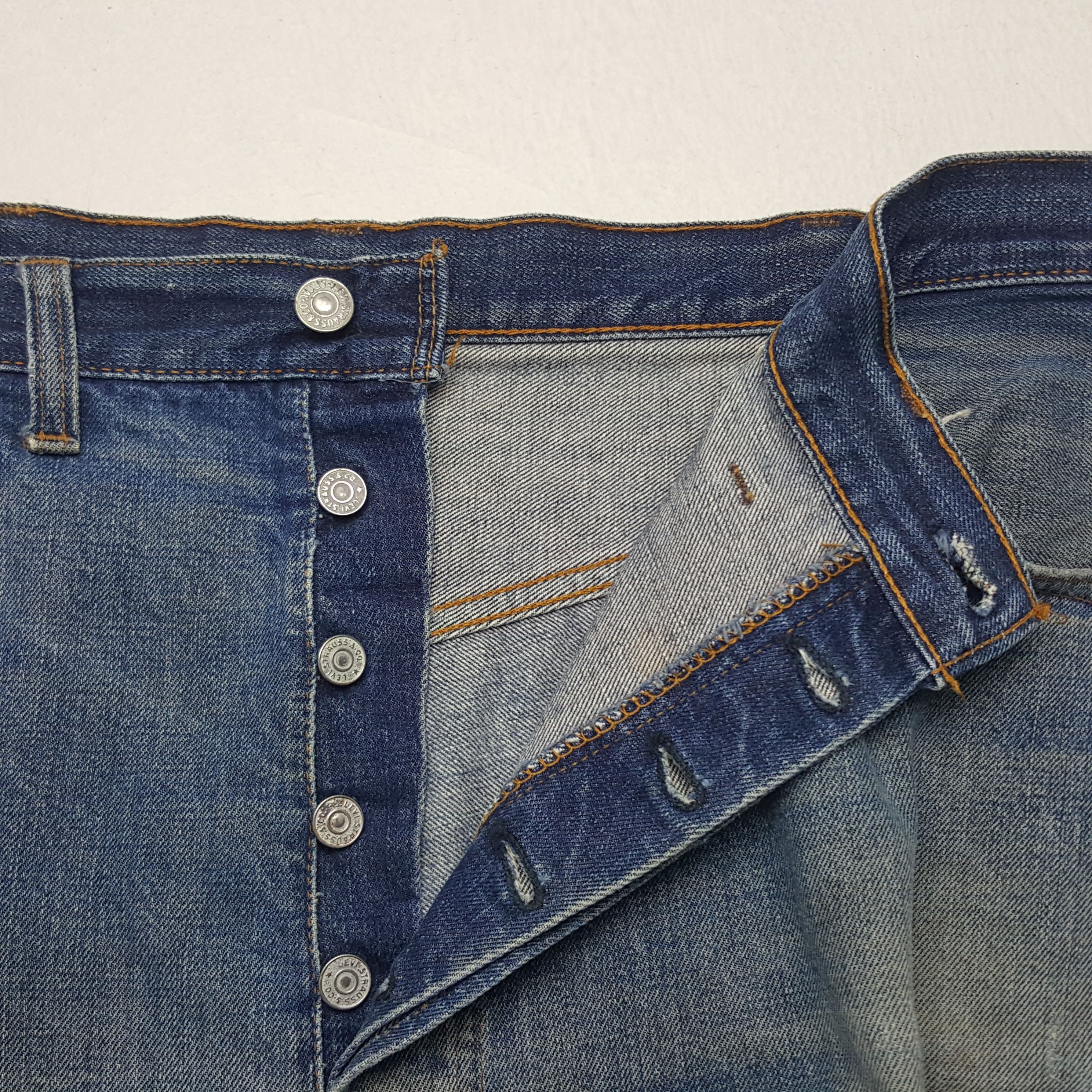 Levi's × Vintage Vintage Levi's 501 Ameircan Brand Big E Short Denim Jeans Size 40" / US 18 - 5 Thumbnail