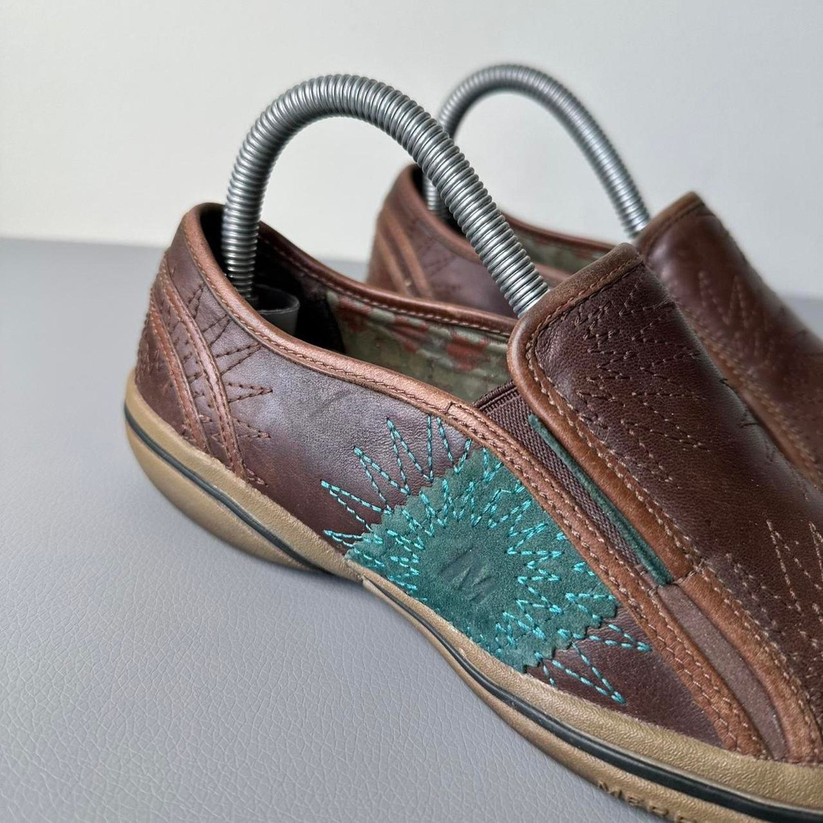 Merrell × Vintage Vintage 00s Merrell Brown Slip On Rubber Leather Shoe Size US 7 / IT 37 - 3 Thumbnail