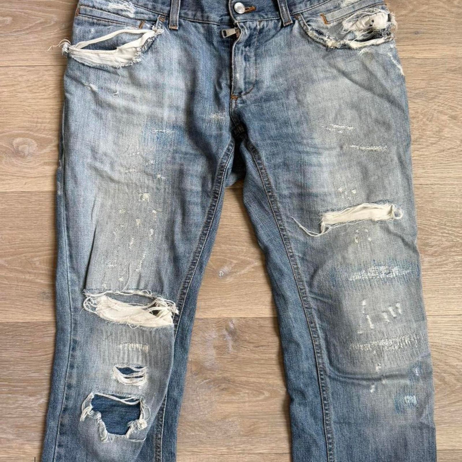 Dolce & Gabbana Dolce & Gabbana Distressed Denim Jeans Light Blue Y2K Size US 32 / EU 48 - 2 Thumbnail