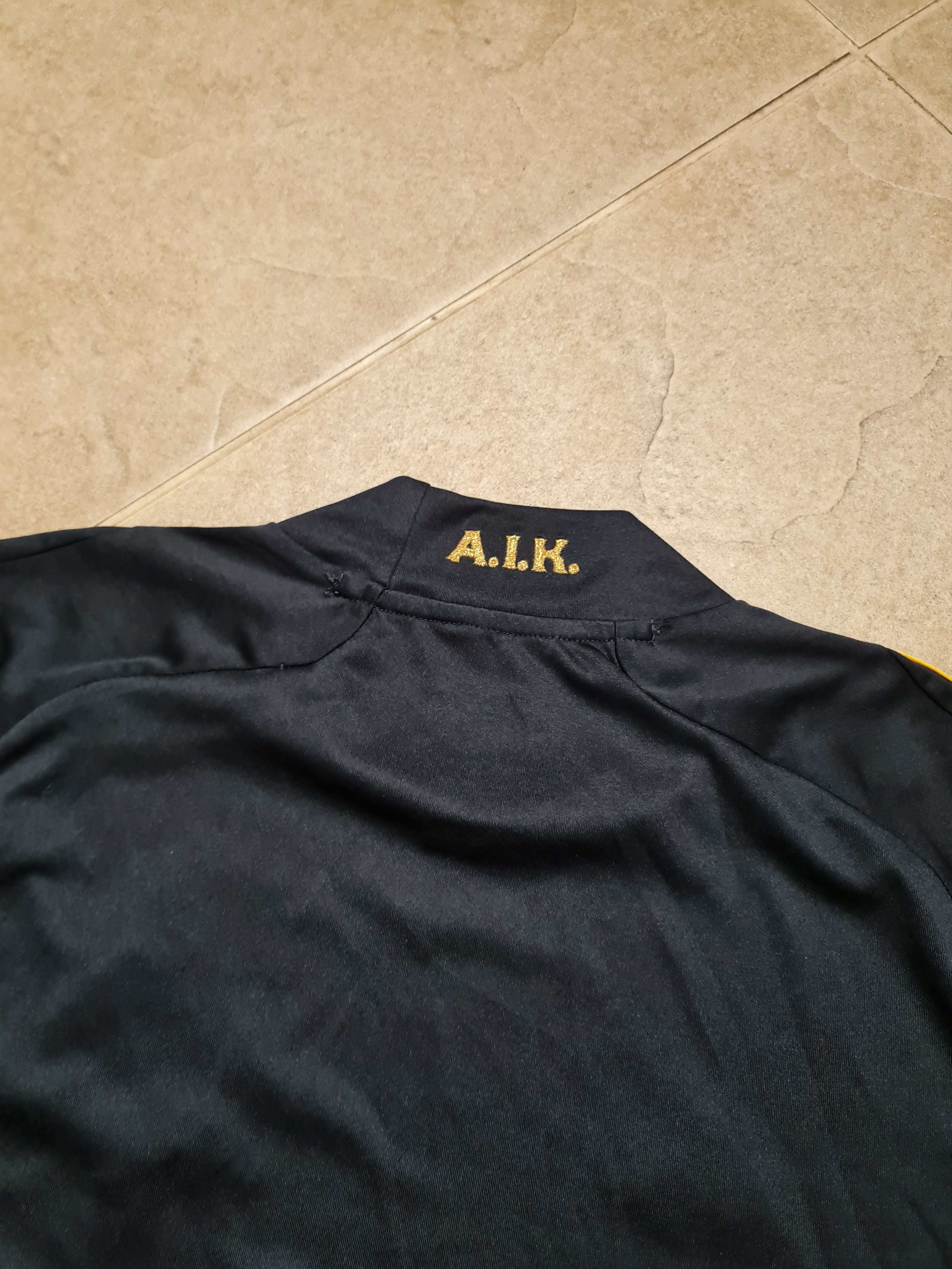 Adidas JERSEY AIK ADIDAS FOOTBALL SOCCER SHIRT MAGILA TRIKOT Size US XXS / EU 40 - 16 Thumbnail