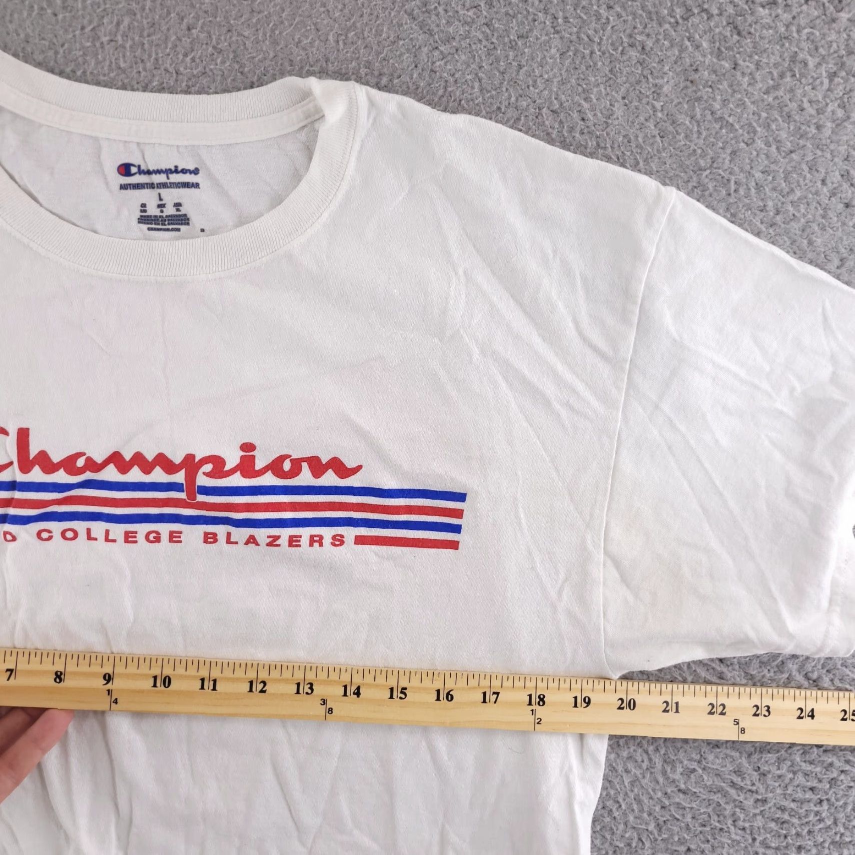 Champion Champion Shirt Womens Large White Cropped Oversize T-Shirt Crew Neck Size L / US 10 / IT 46 - 6 Thumbnail