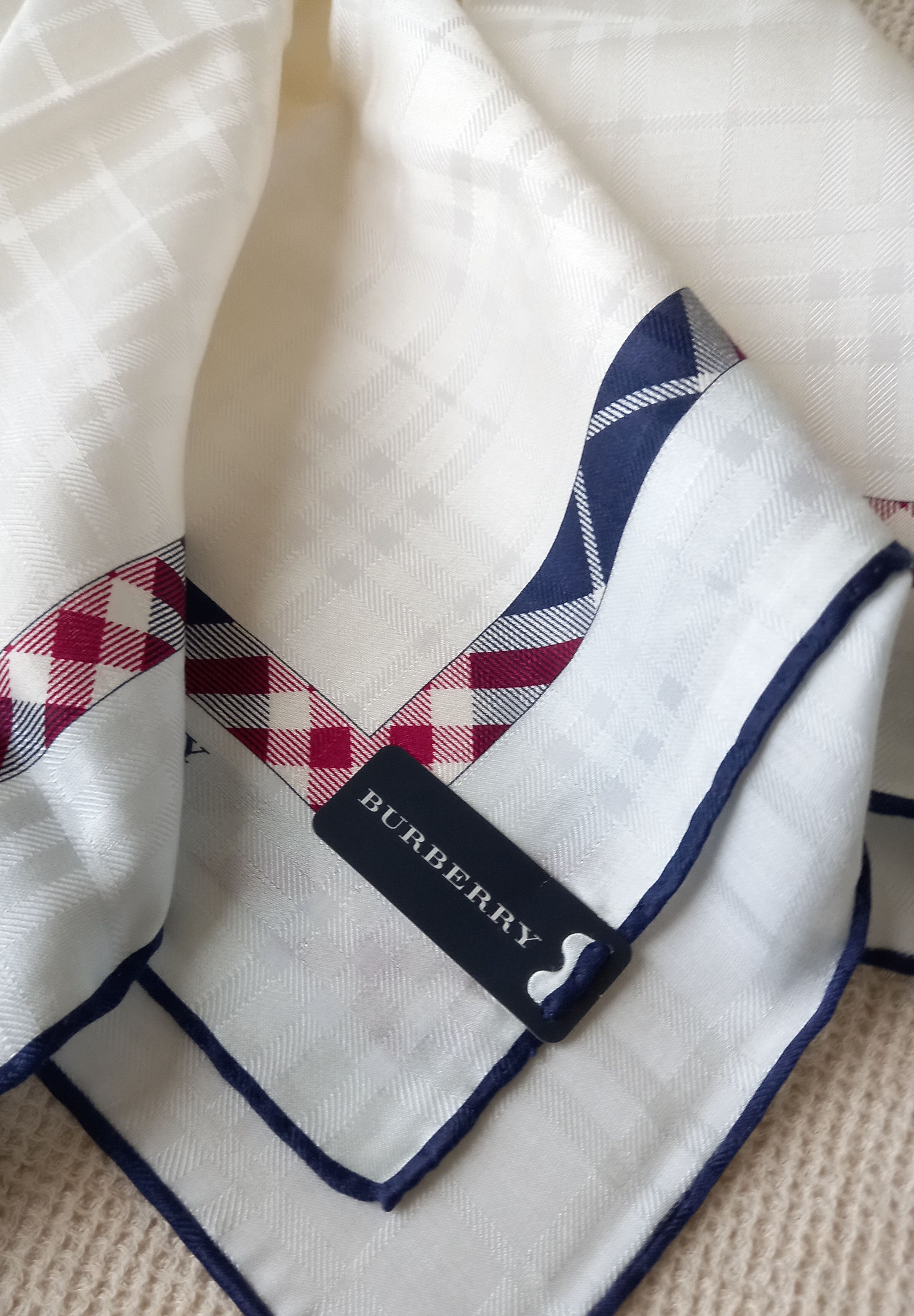Burberry × Vintage NEW Japan Burberry bandana handkerchief silk/cotton Size ONE SIZE - 4 Thumbnail
