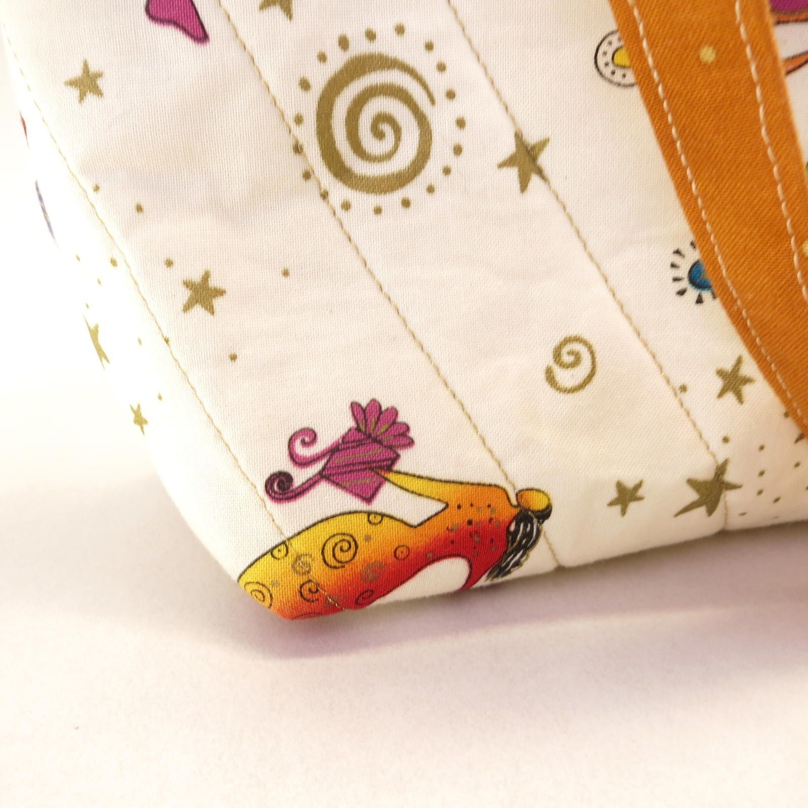 Designer Fu Fu Designs by Valory Quilted Tote Bag with Bow Size ONE SIZE - 2 Thumbnail