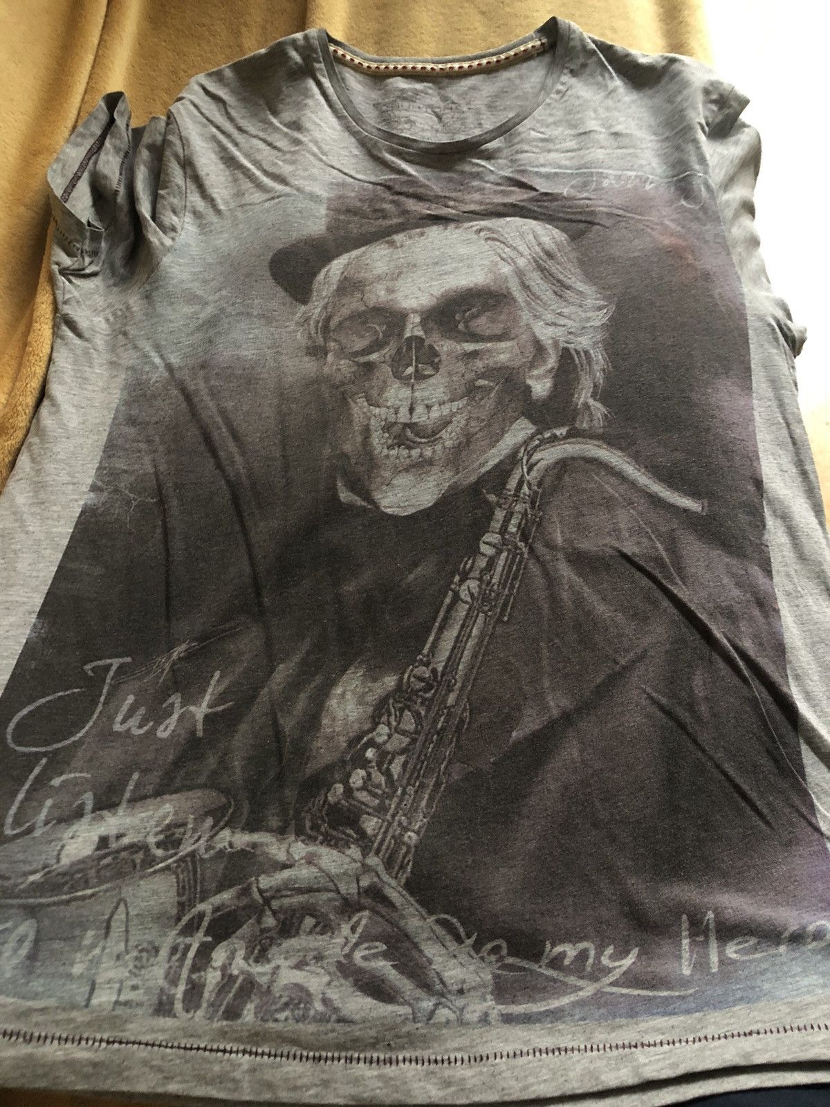 Burton BURTON SKELETON VINTAGE DESIGNER TEE SHIRT Size US M / EU 48-50 / 2 - 2 Thumbnail