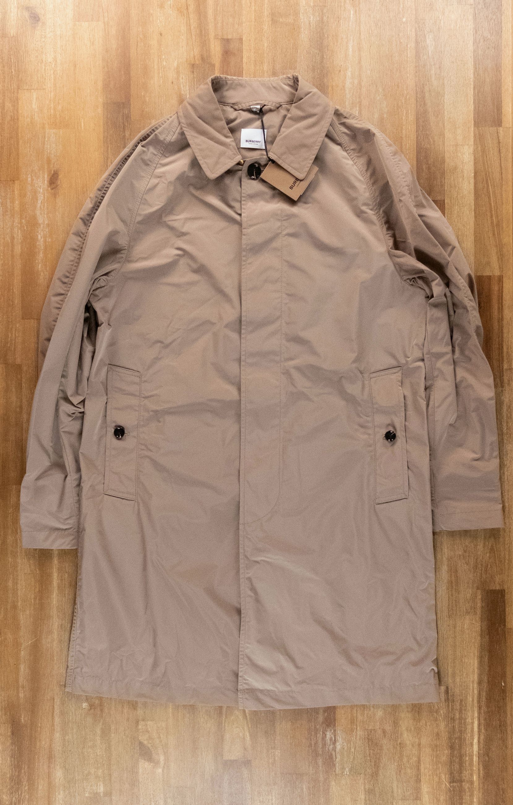 BURBERRY Hampstead beige shape memory taffeta car coat