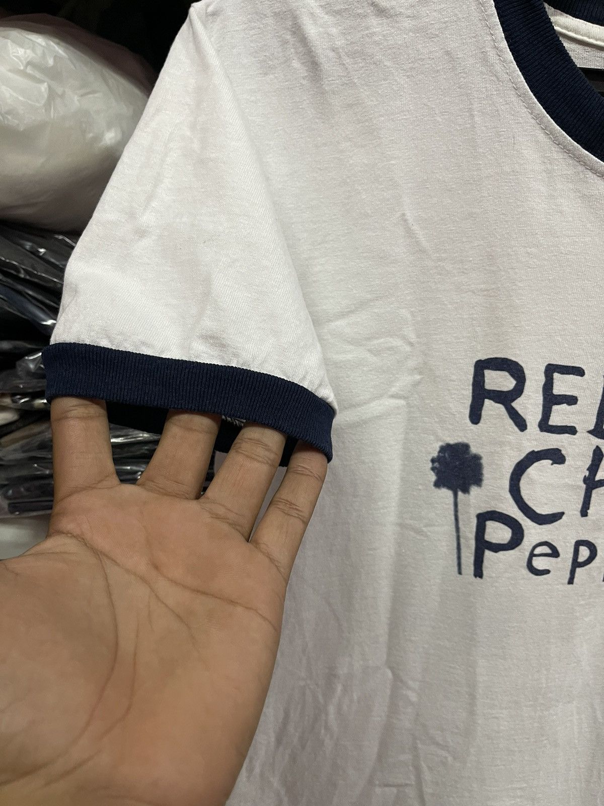 Band Tees × Vintage Vintage Y2K Red Hot Chili Peppers Very Rare🔥🔥🔥 Size US S / EU 44-46 / 1 - 6 Thumbnail