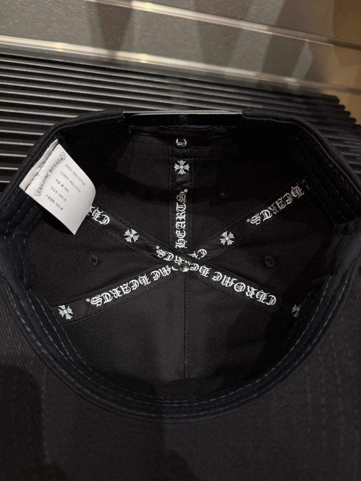 Chrome Hearts Chrome Hearts Black White EXLUSIVE Hat Brand New Size ONE SIZE - 13 Thumbnail