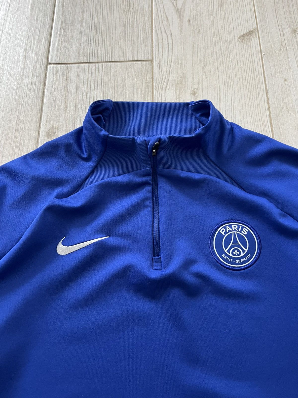 Nike Vintage Nike PSG Tracksuit Set Jacket Pants Football Soccer Size US S / EU 44-46 / 1 - 9 Thumbnail