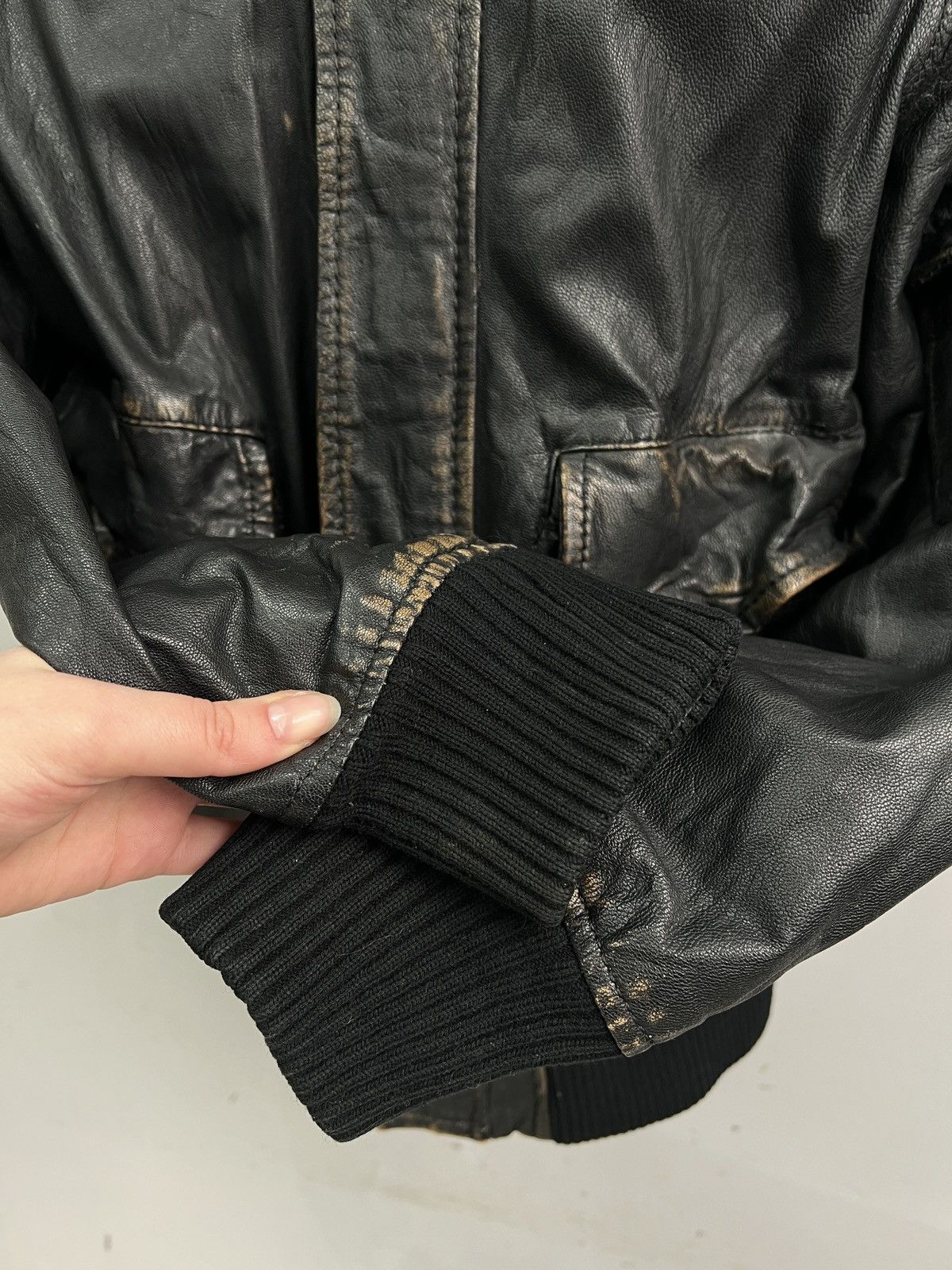 Schott Aviation leather distressed leather jacket y2k style hype Size US L / EU 52-54 / 3 - 5 Thumbnail
