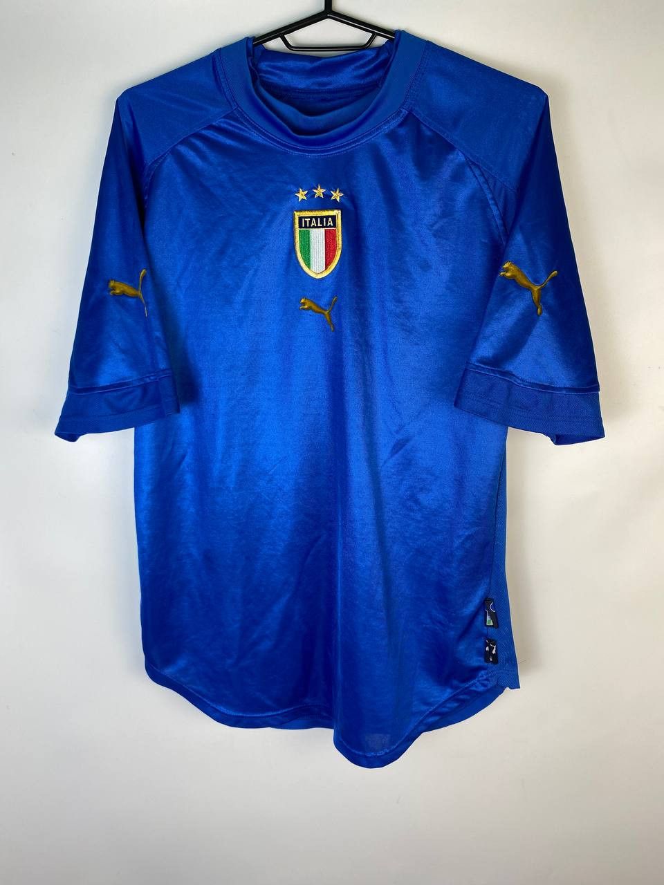 Puma × Vintage Vintage Puma Italy 2004 Home Soccer Jersey Size US M / EU 48-50 / 2 - 1 Thumbnail