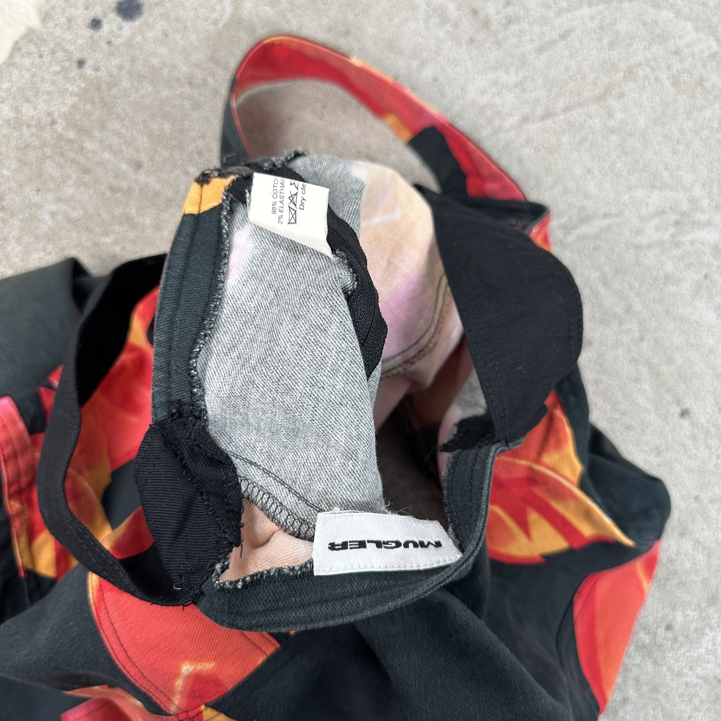 Mugler × Vintage Vintage Casual Streetwear Mugler Graffiti Dress 00s Size S / US 4 / IT 40 - 5 Thumbnail