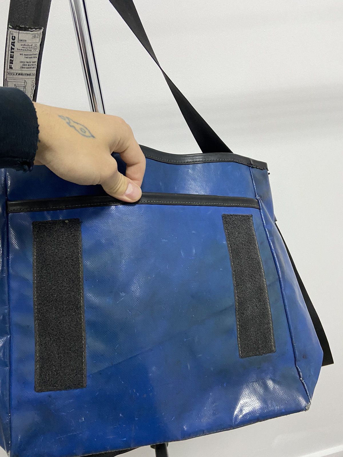 Freitag × Vintage Freitag Vintage Waterproof Crossbody Bag Recycle ♻️ Size ONE SIZE - 8 Thumbnail
