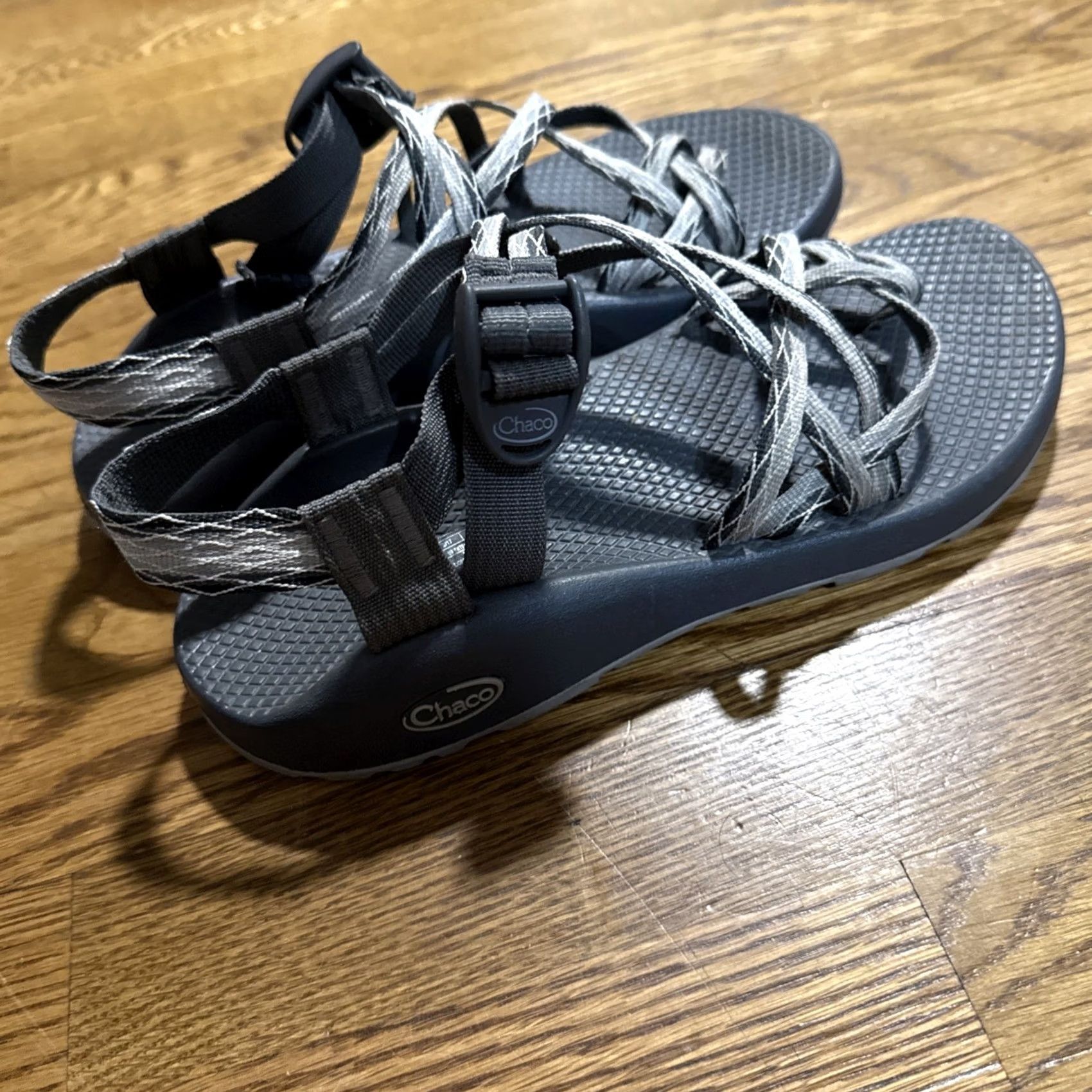 Chaco Chaco ZX/2 Z/X2 Classic Apex Gray Comfort Sandals Women Size 9 Gray Strappy Sandal Hiking Gorpcore Size US 9 / IT 39 - 7 Thumbnail