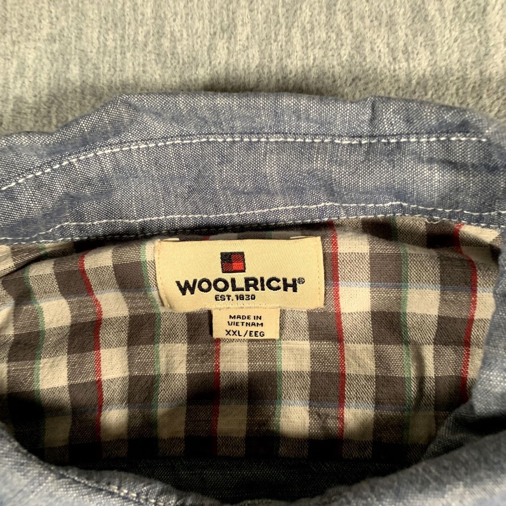 Vintage Woolrich Shirt Mens XXL Blue Chambray Short Sleeve Button Front Cotton Casual Size US XXL / EU 58 / 5 - 5 Thumbnail