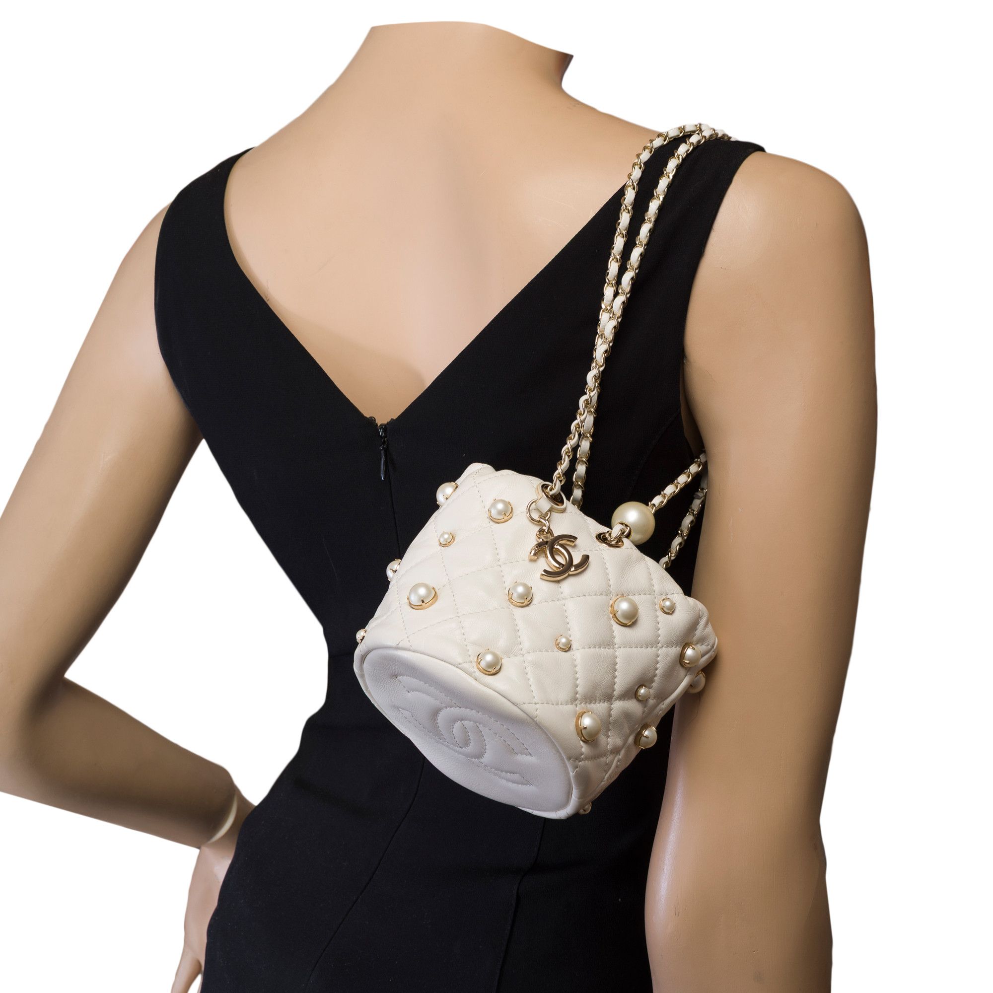 Chanel CHANEL Bag in White Leather Size ONE SIZE - 13 Thumbnail
