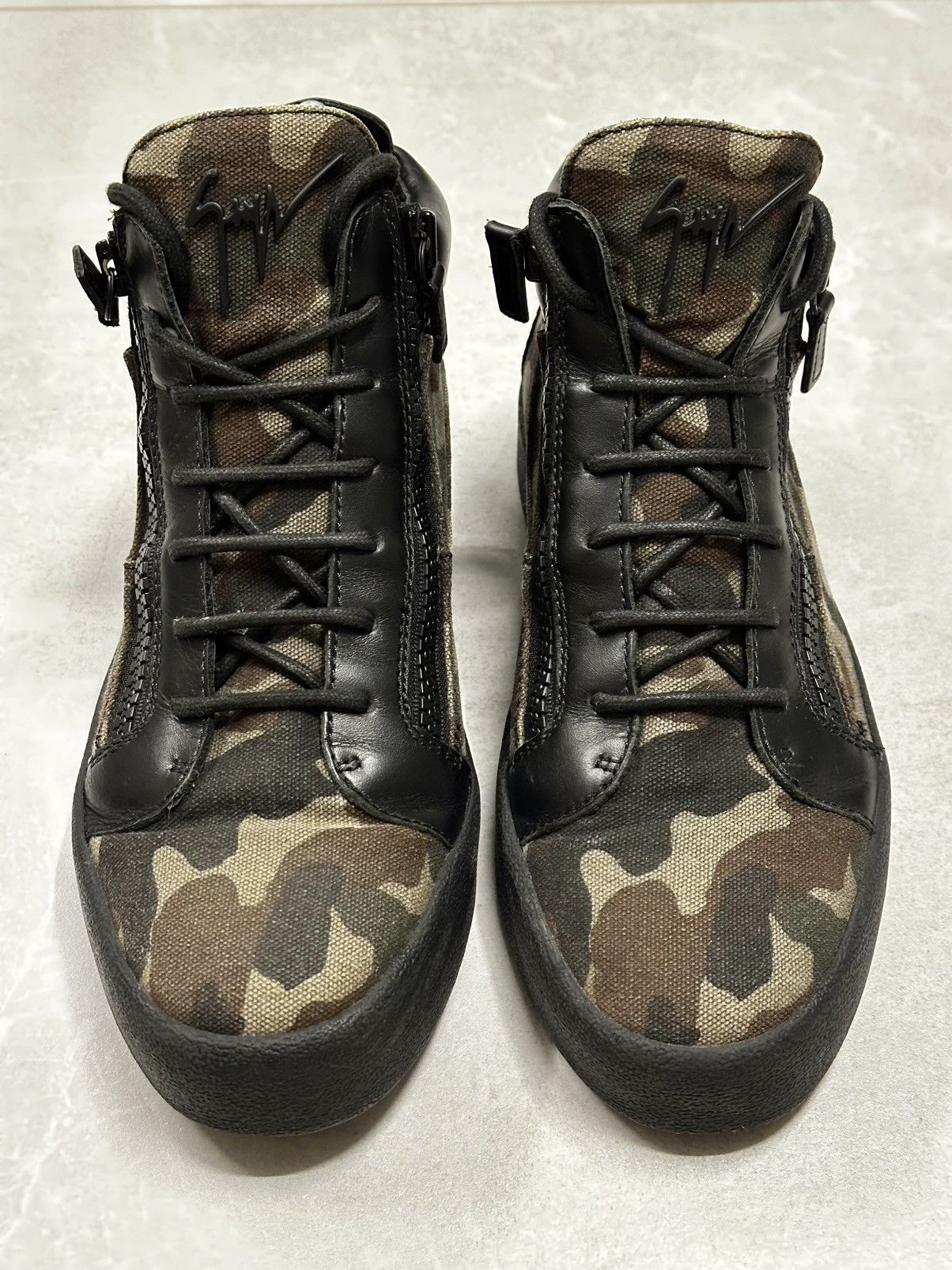 Giuseppe Zanotti Giuseppe Zanotti Kriss Camo + Black Zippers Sneaker 42 EU Size US 9 / EU 42 - 8 Thumbnail
