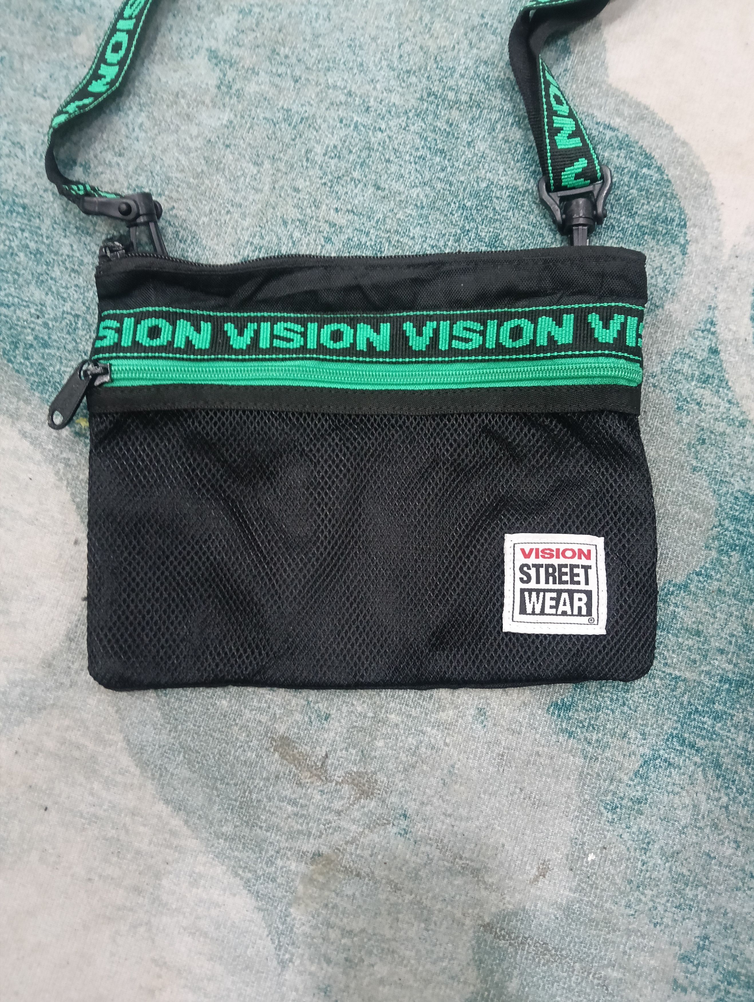 Vision Streetwear Vision Street Wear Sling Bag Size ONE SIZE - 2 Thumbnail
