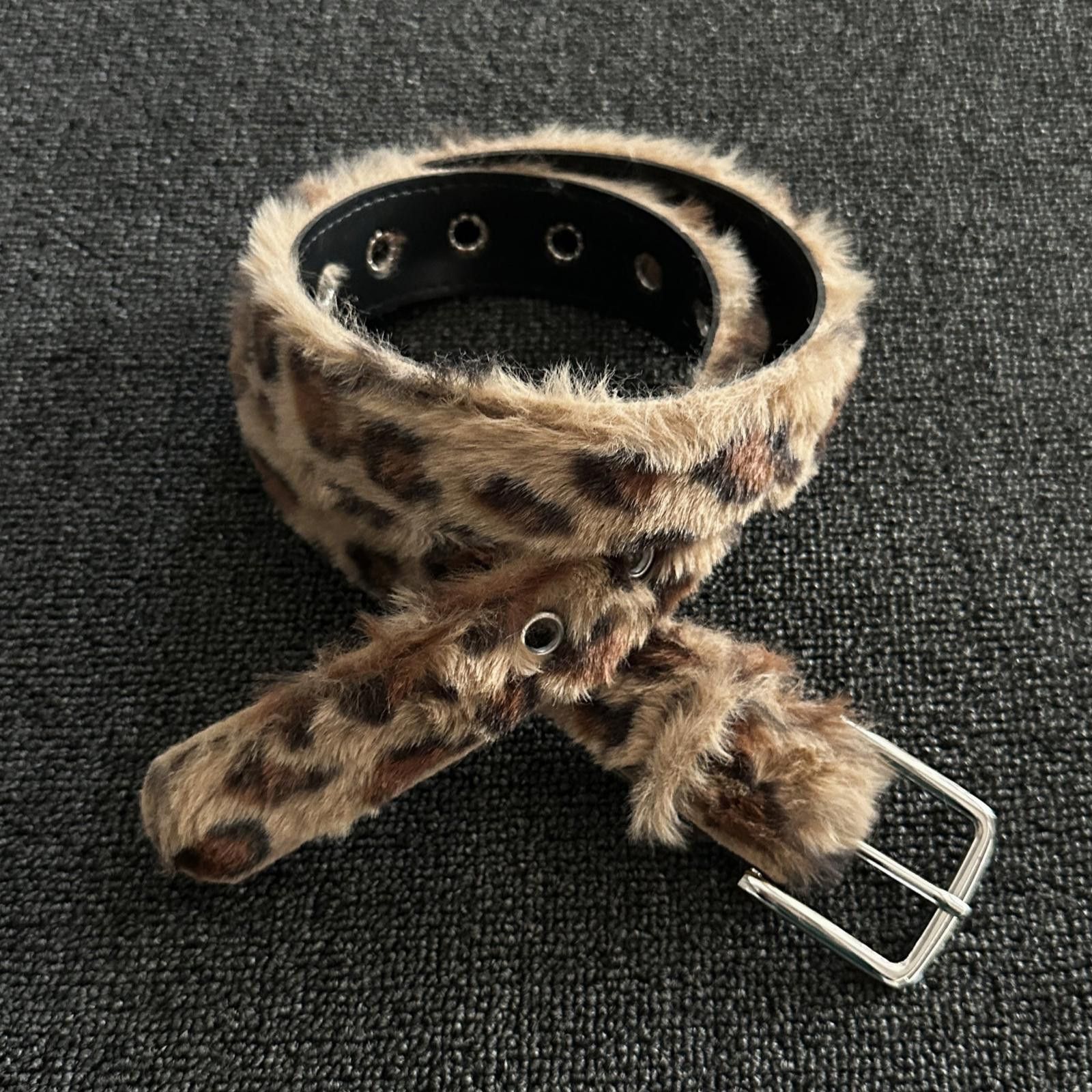 Vintage Chunky Leopard Plush Fur Thick Belt | Size ONE SIZE - 1 Thumbnail