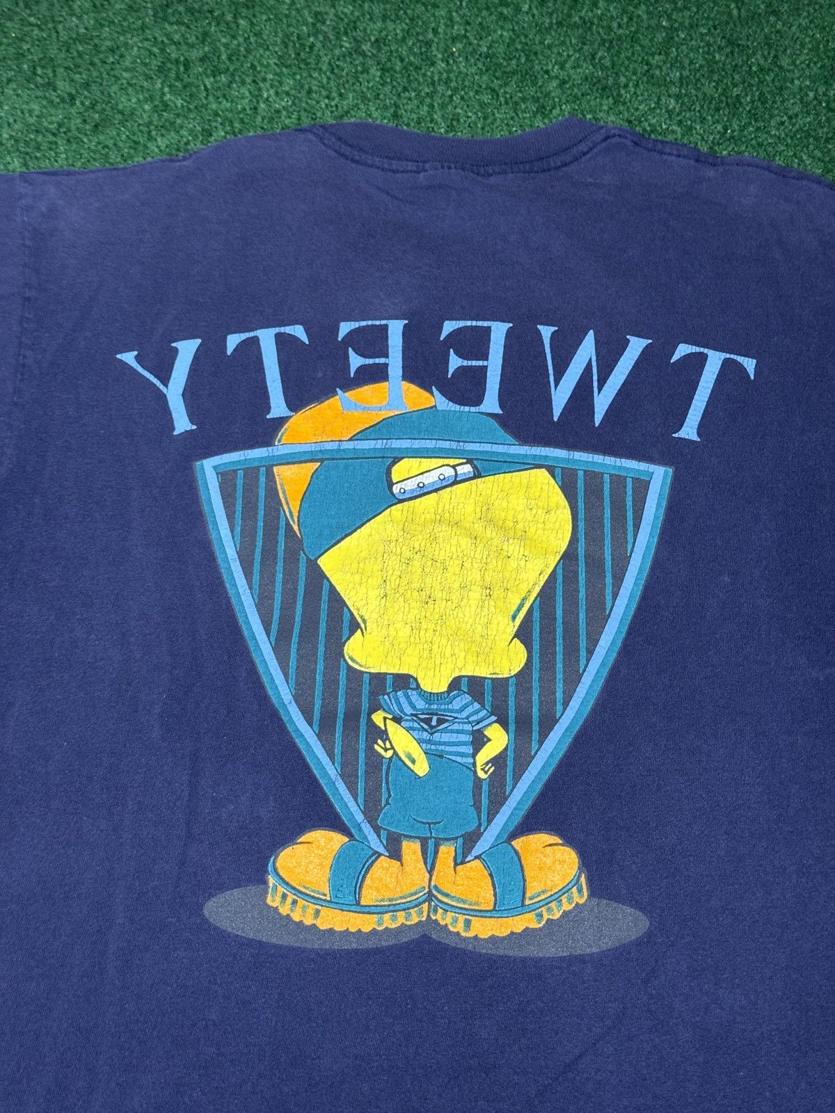 Vintage Tweet Bird Looney Tunes Double Sided L 90s T Shirt Cartoon Size US L / EU 52-54 / 3 - 4 Thumbnail