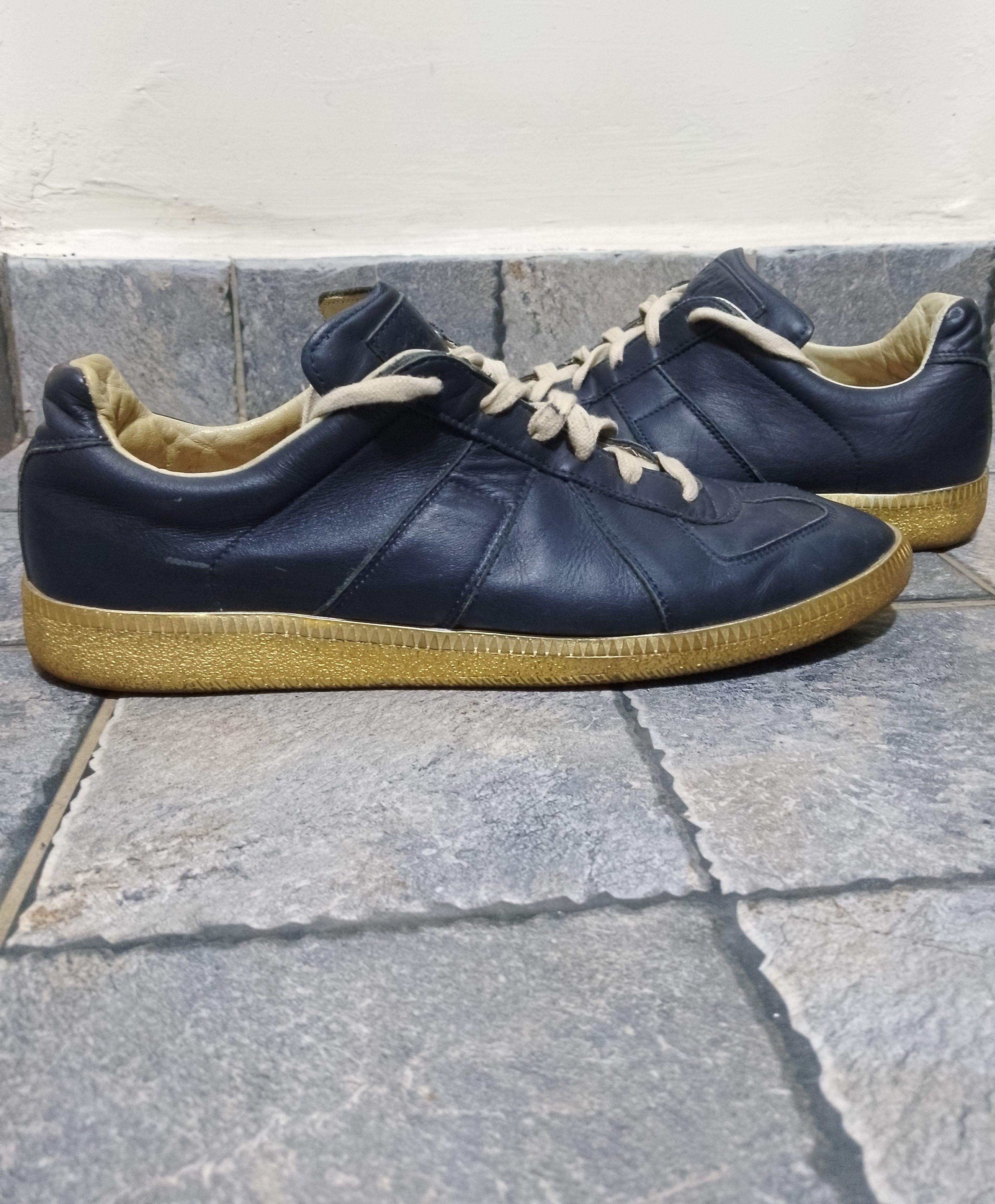 Maison Margiela Maison margiela replica gats leather navy gold sole Size US 9 / EU 42 - 16 Thumbnail