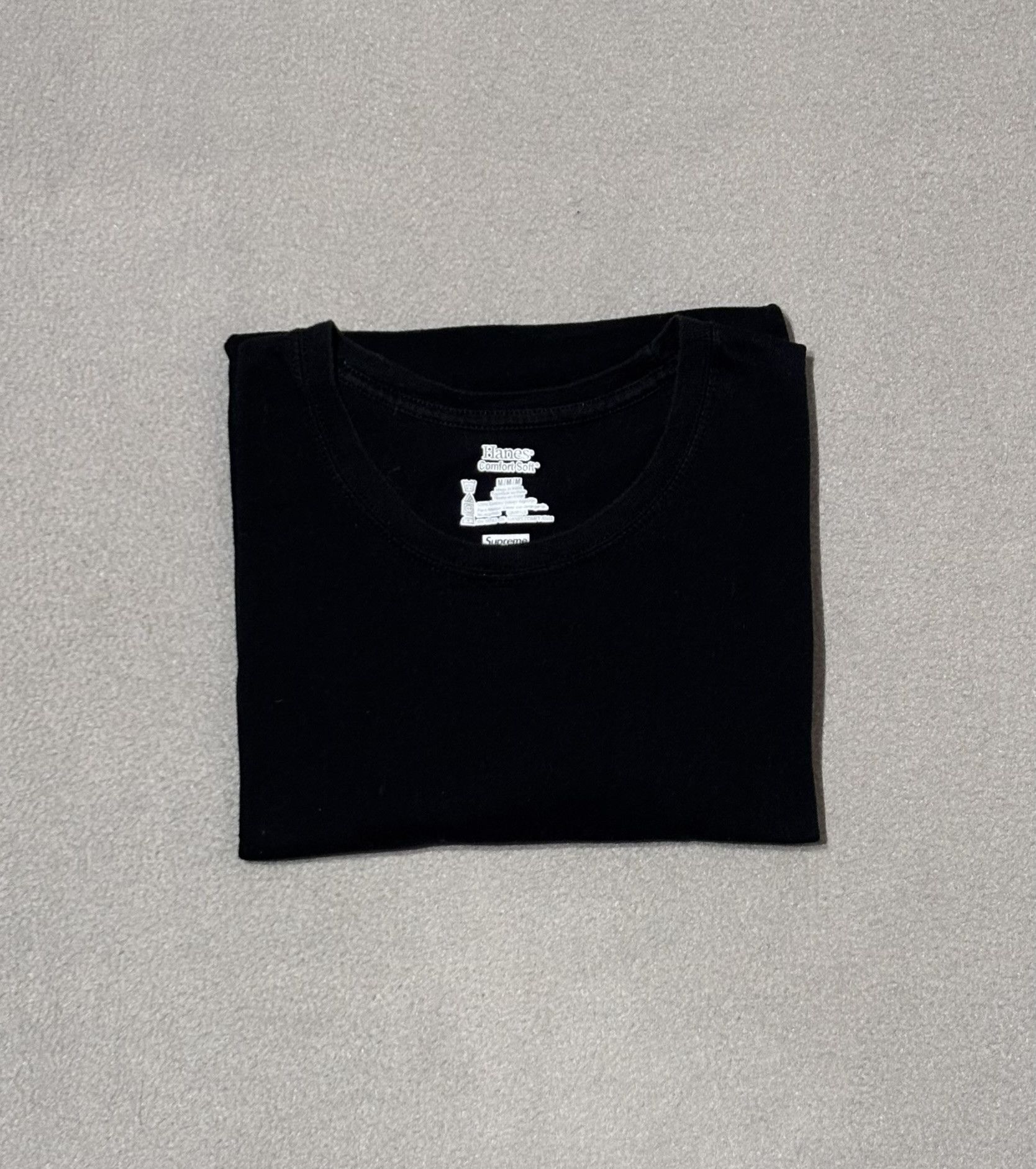 Hanes × Supreme Supreme x Hanes T-Shirt Size. M Size US M / EU 48-50 / 2 - 15 Thumbnail