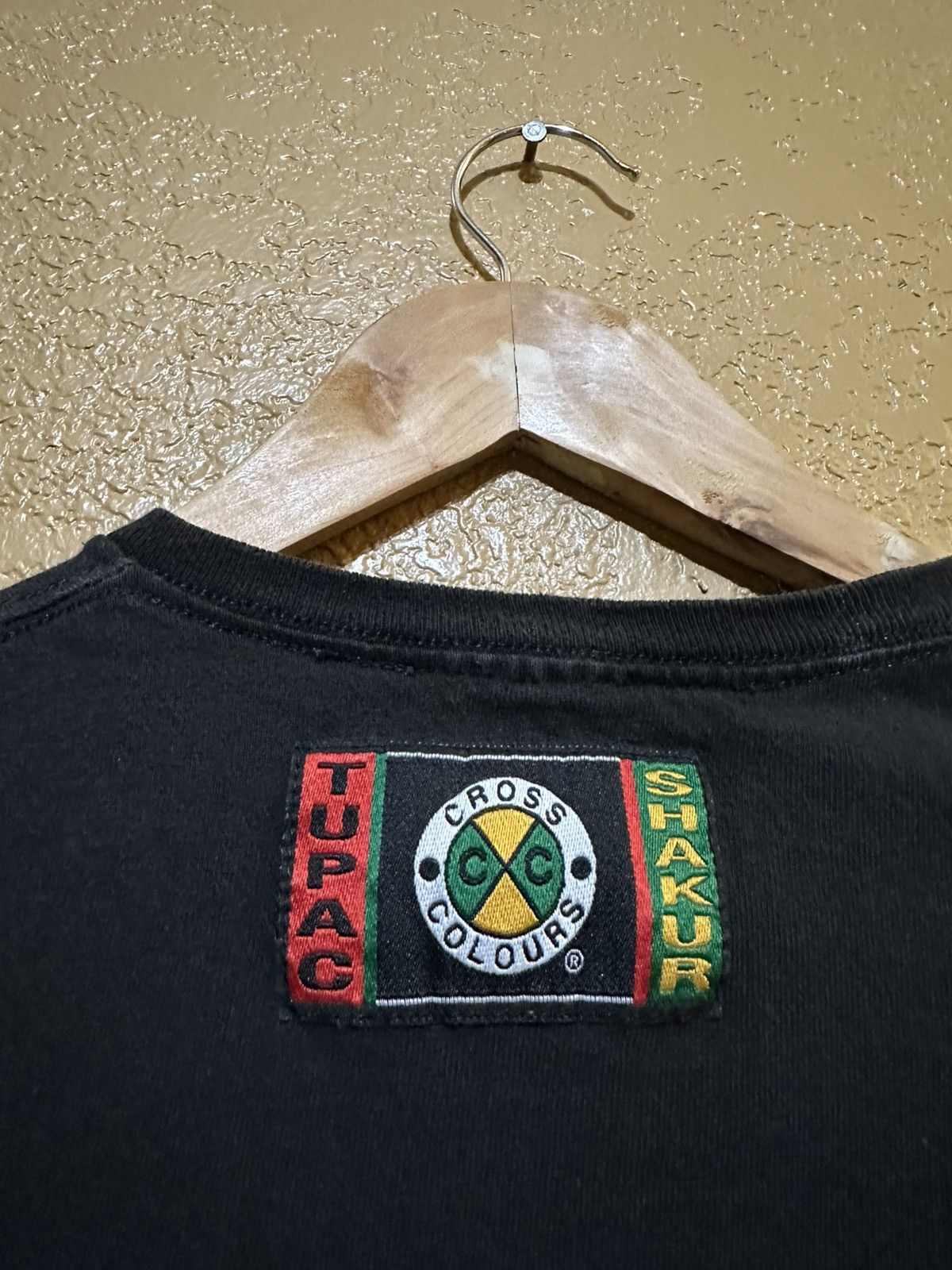 Cross Colours × Rap Tees × Vintage 📌 Tupac x Cross Colours Memorial Tee 2Pac Size US S / EU 44-46 / 1 - 4 Thumbnail