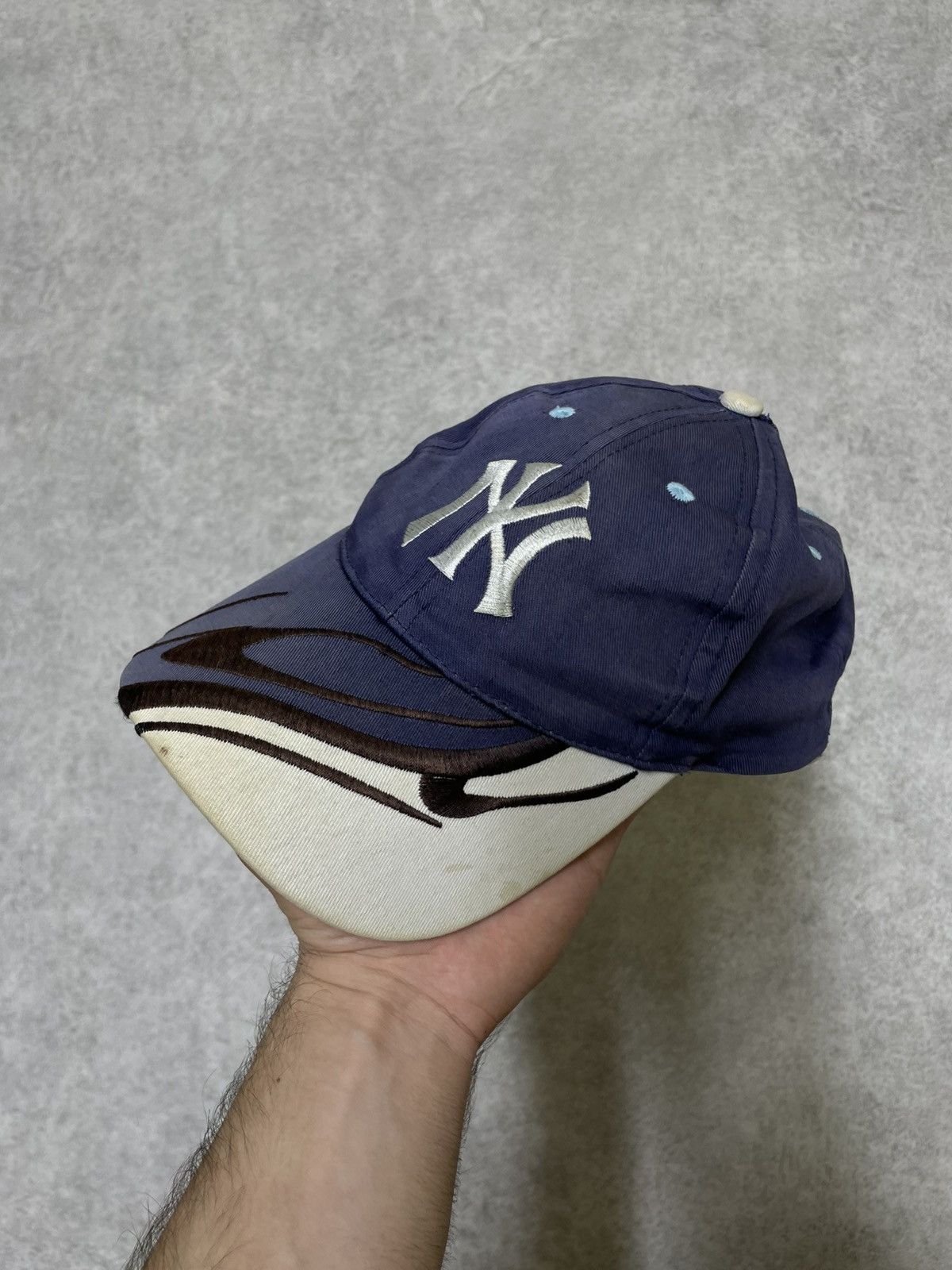 NFL × New Era × New York Yankees NY Vintage Flame New York Cap Streetwear Style Size ONE SIZE - 1 Thumbnail