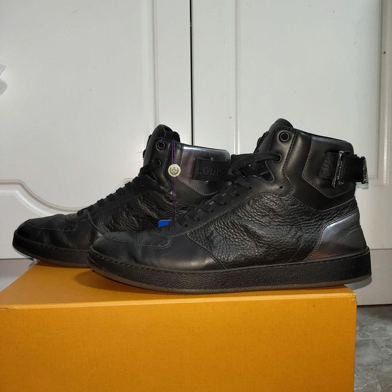Louis Vuitton Louis Vuitton Rivoli High-Top Casual Sneakers in Black 0079 Size US 9.5 / EU 42-43 - 1 Thumbnail