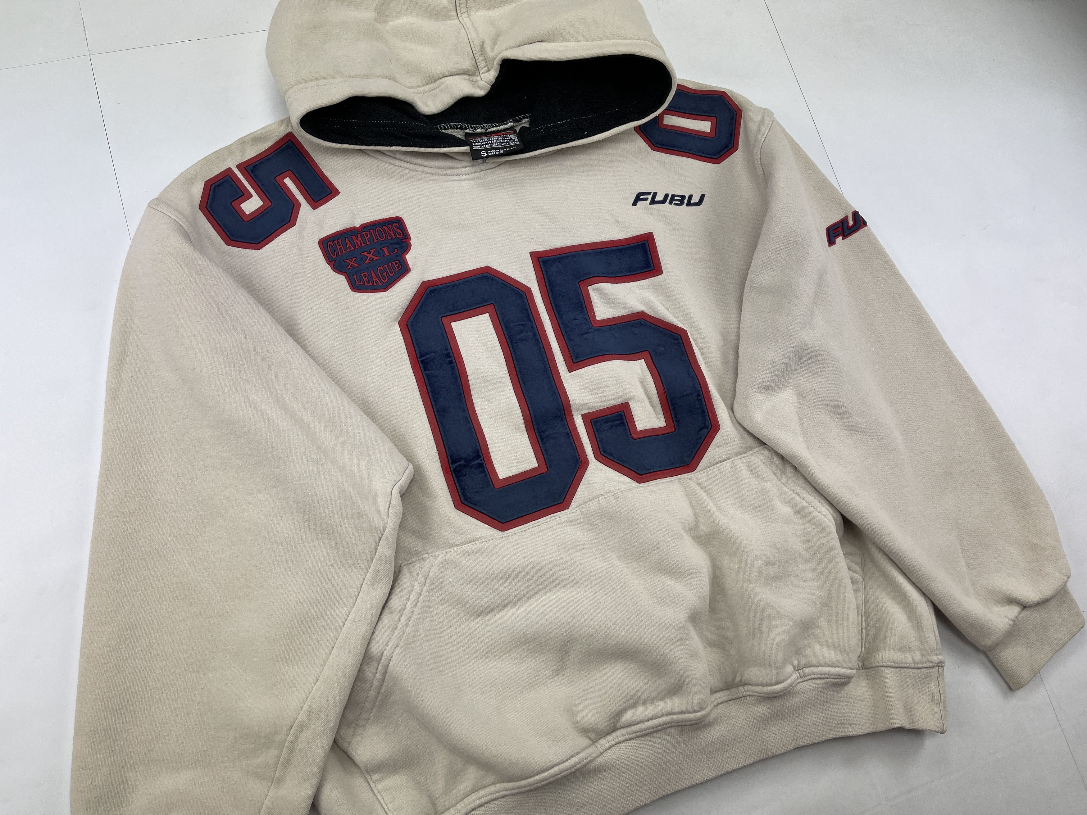 Fubu FUBU hoodie vintage 90s hip hop sweatshirt 1990s Y2K size S Size US S / EU 44-46 / 1 - 7 Thumbnail