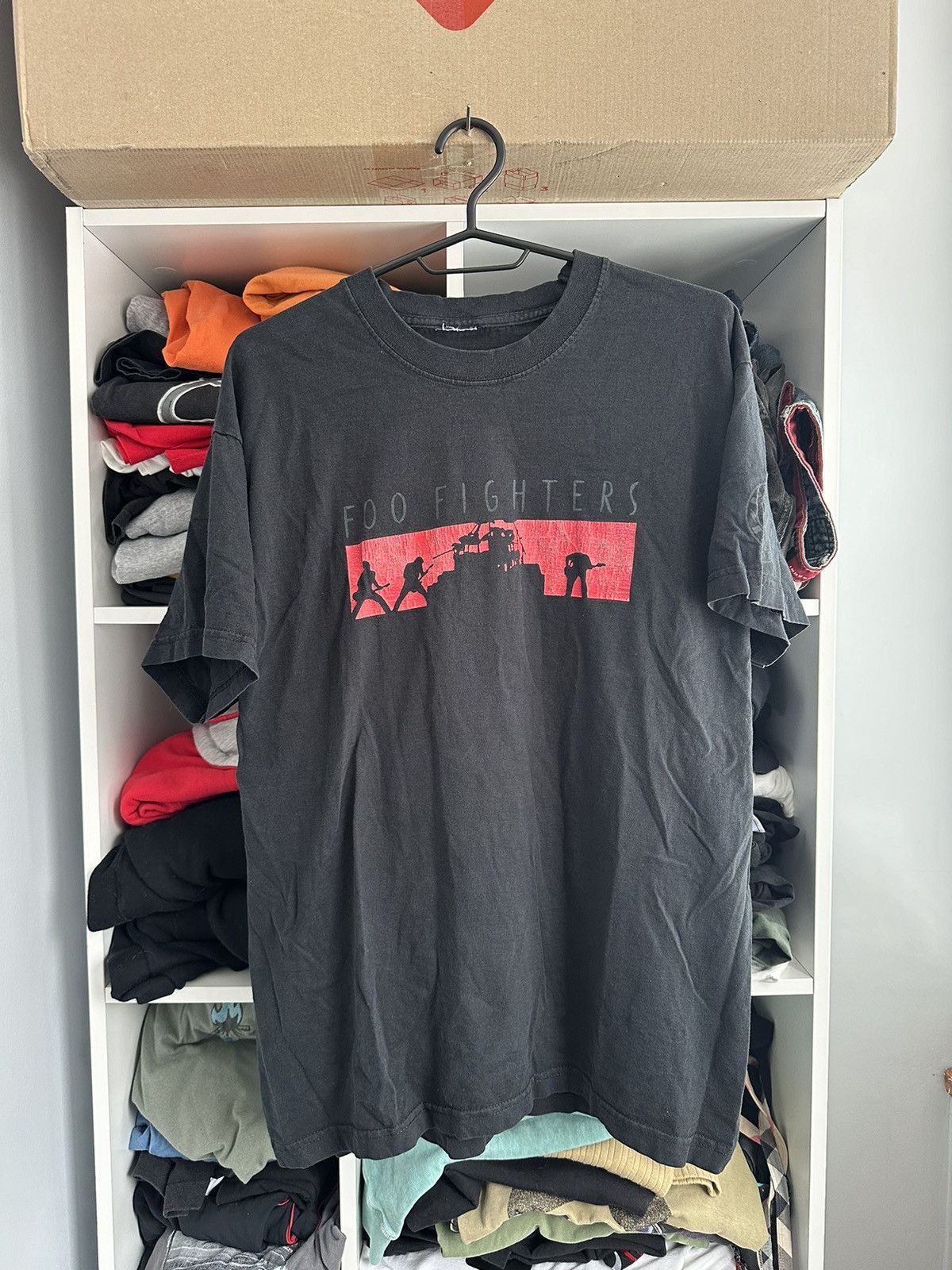 Band Tees 🔥VINTAGE FOO FIGHTERS ONE BY ONE 2003 TOUR T SHIRT Size US M / EU 48-50 / 2 - 1 Thumbnail