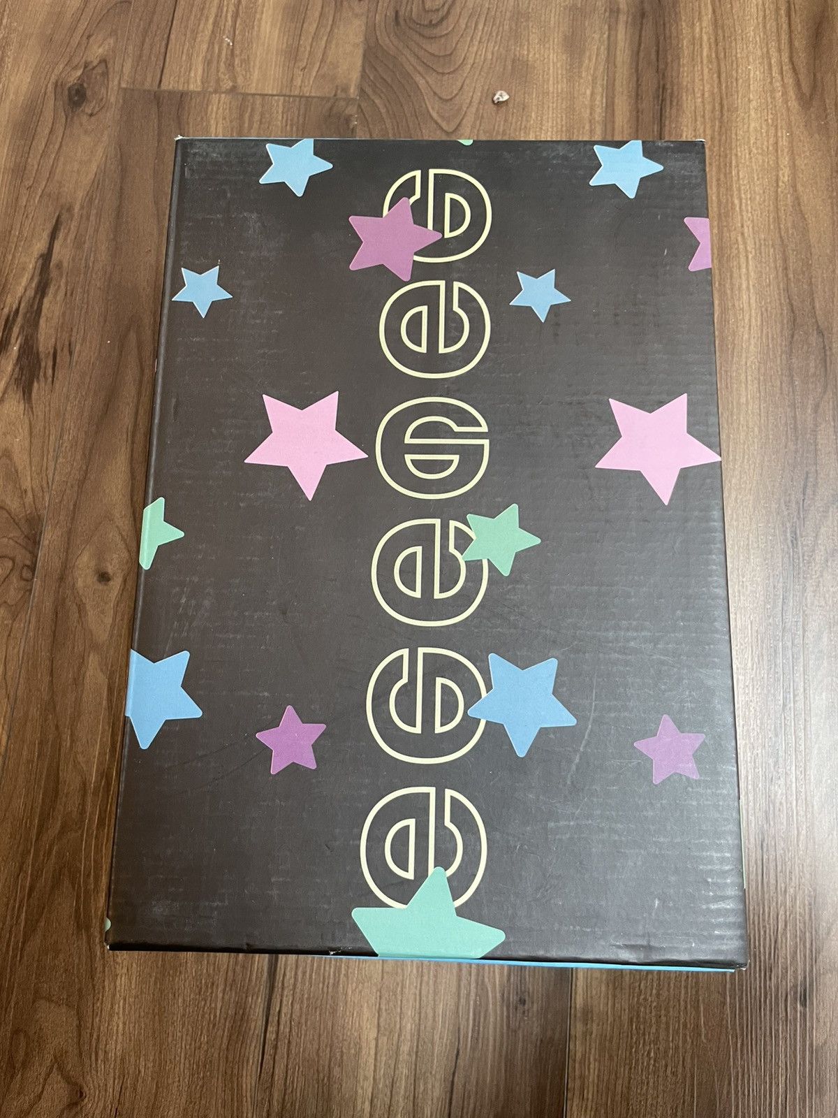 ESENES WORLDWIDE ESENES WORLDWIDE STA Low “Disco Stars” – Pastel Multi Size US 8 / EU 41 - 10 Thumbnail