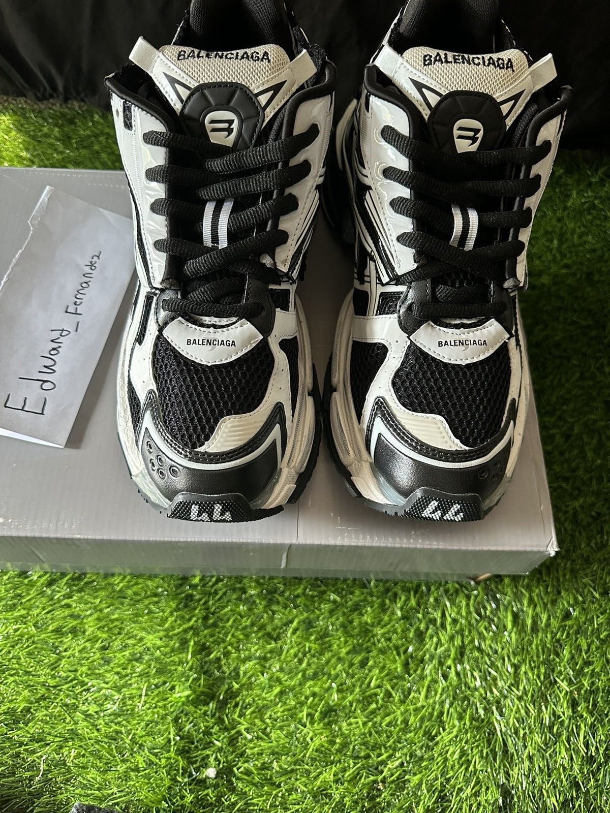 balenciaga foam runners