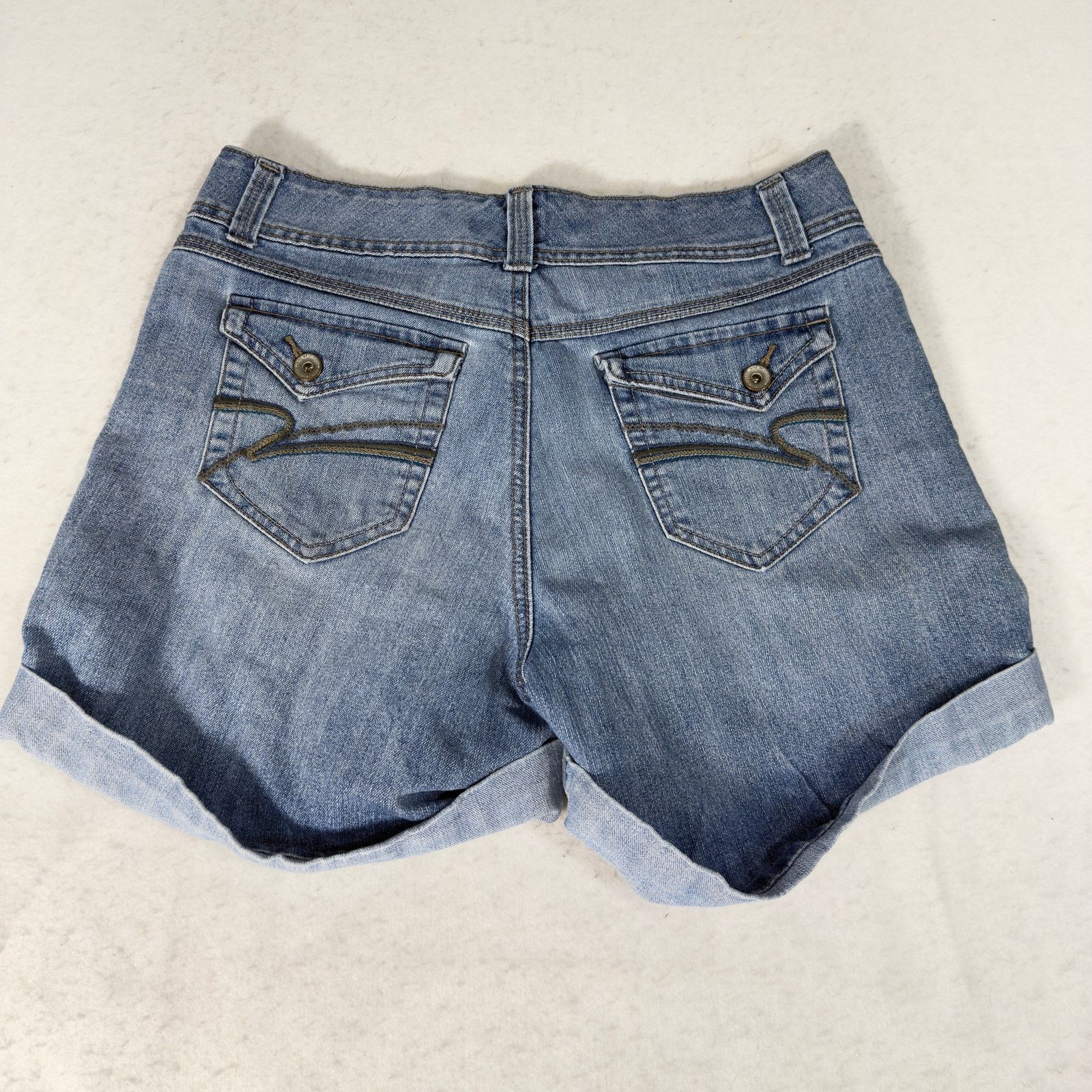 Nine West Nine West Women Denim Shorts Size 8 W28 Blue Cuffed Stretch Size 30" / US 8 / IT 44 - 12 Thumbnail
