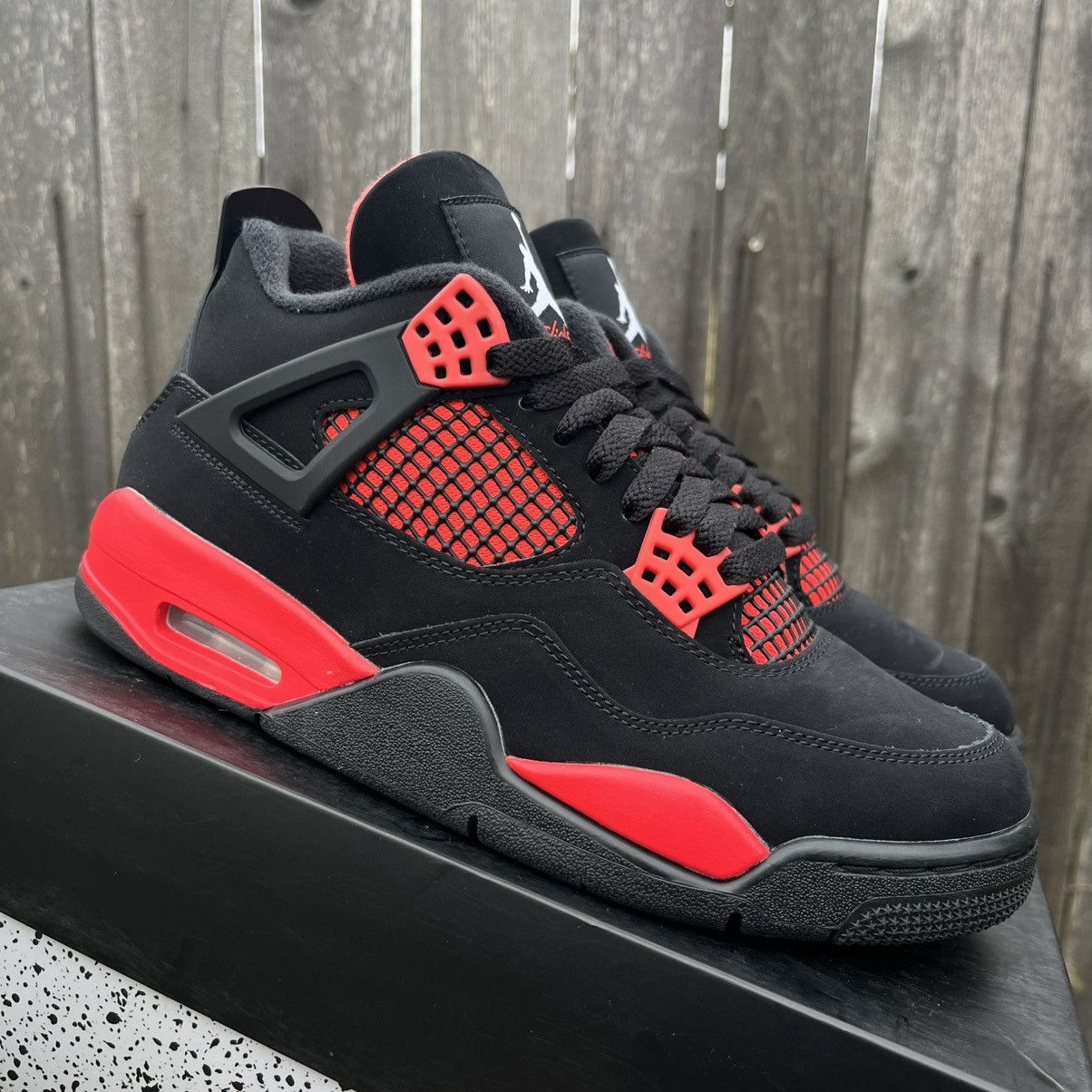 Nike Nike air Jordan 4 Red Thunder size 7 Men Size US 7 / EU 40 - 1 Thumbnail
