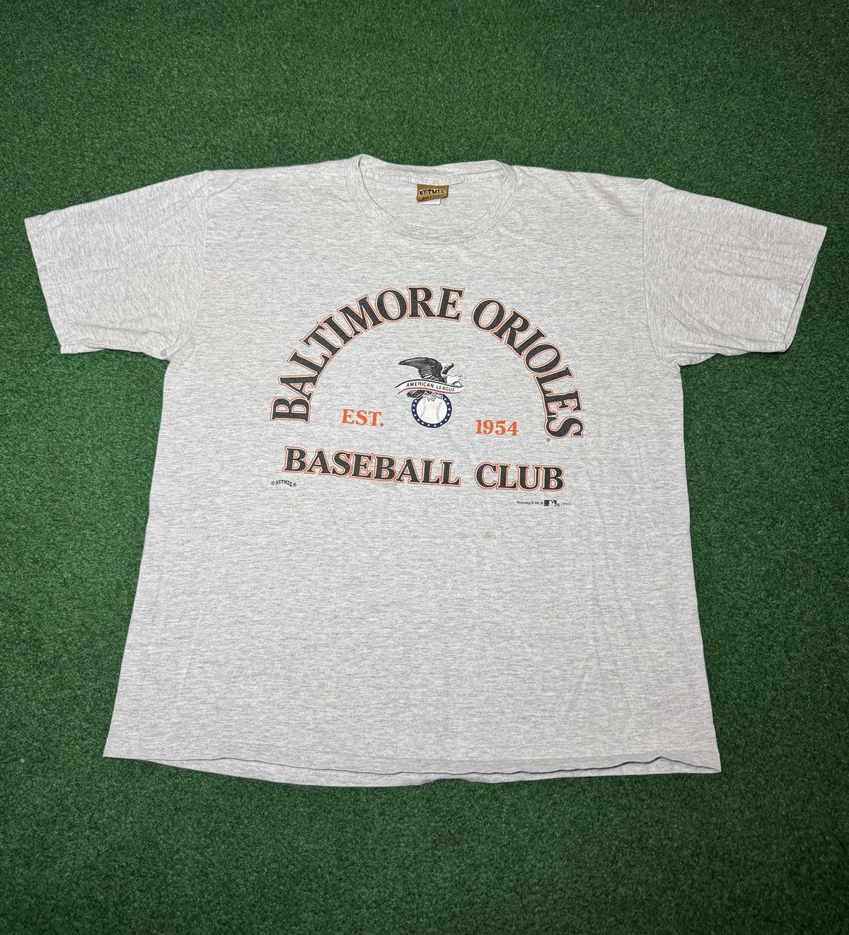Nutmeg Baltimore Orioles Nutmeg MLB Baseball Vintage 90s T Shirt Size US XL / EU 56 / 4 - 1 Thumbnail