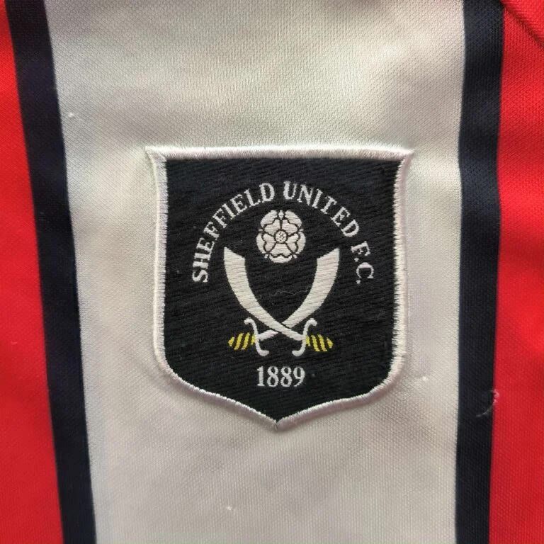 Le Coq Sportif Sheffield United 1997-99 home football jersey size XL Size US XL / EU 56 / 4 - 3 Thumbnail