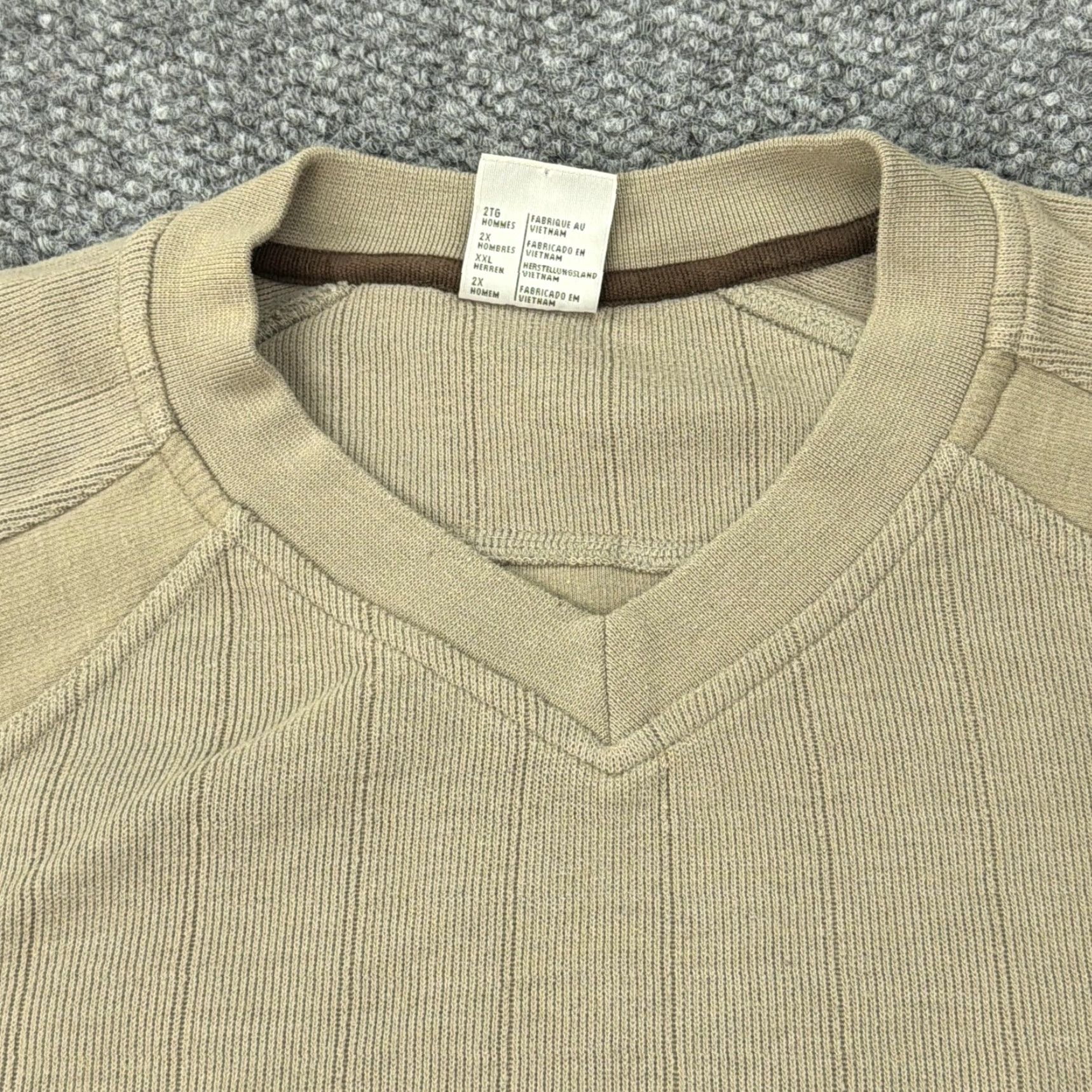 Vintage VINTAGE Columbia Sweater Mens 2XL Beige V Neck Knit Pullover Outdoor Casual XCO Size US XXL / EU 58 / 5 - 3 Thumbnail