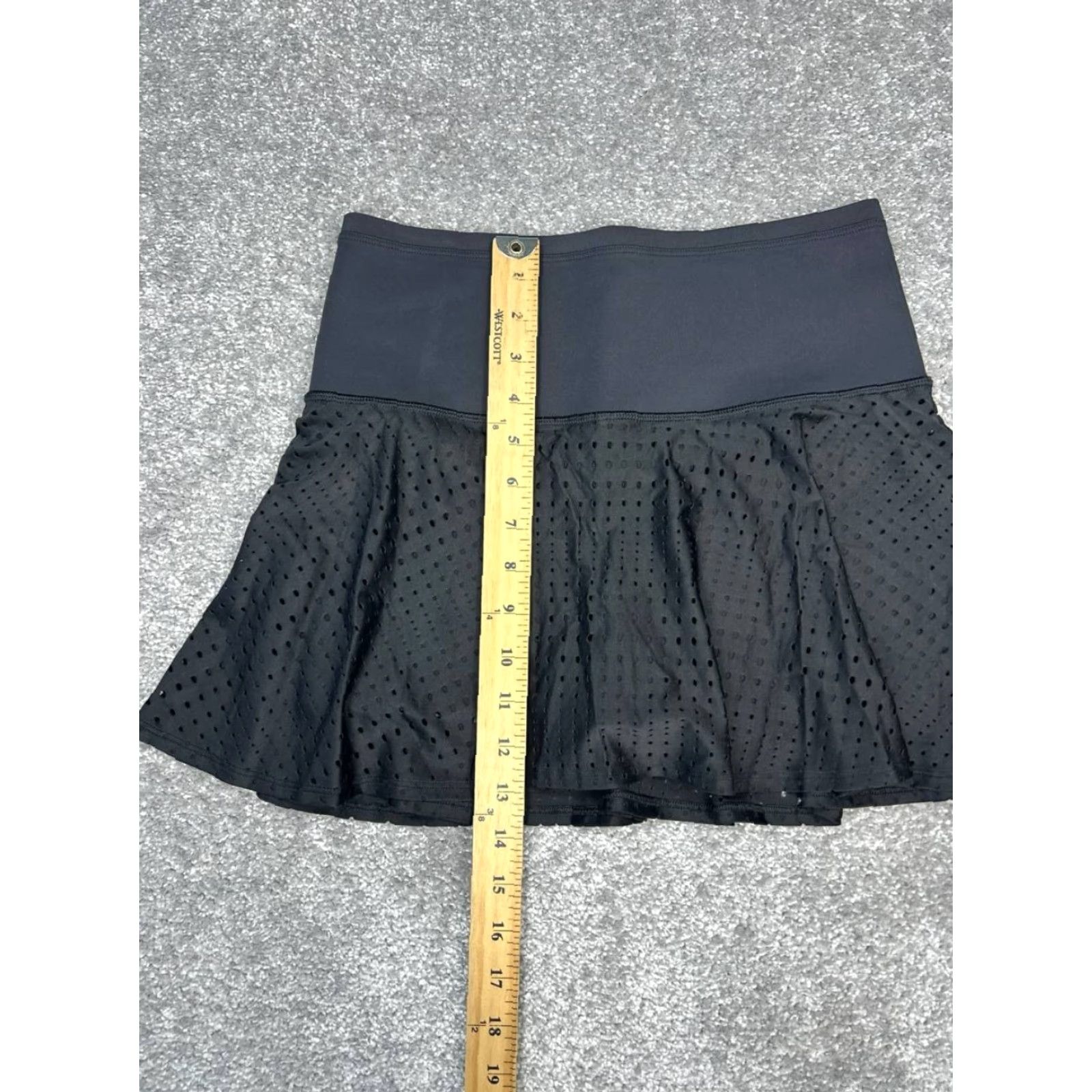 Athleta Athleta Skort Womens XS Black 14'' Skirt Compression Logo Stretch A Game Size 26" / US 2 / IT 38 - 4 Thumbnail