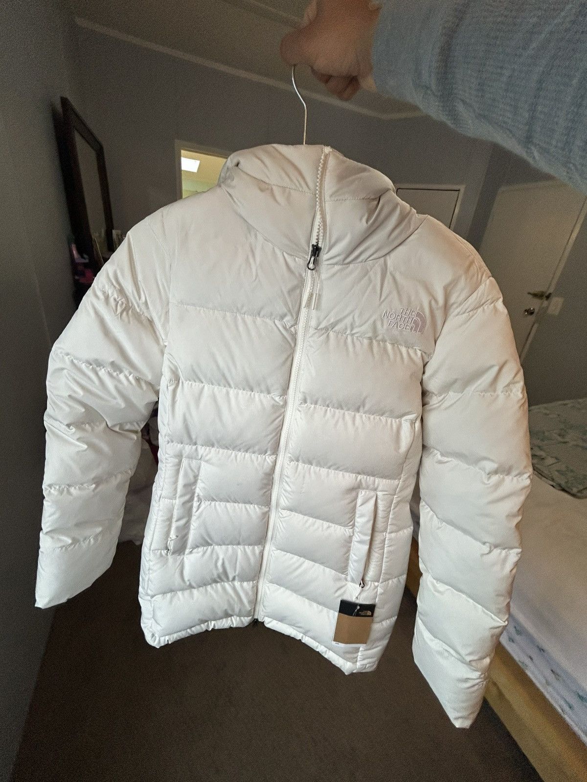 White The North Face 700 puffer coat
