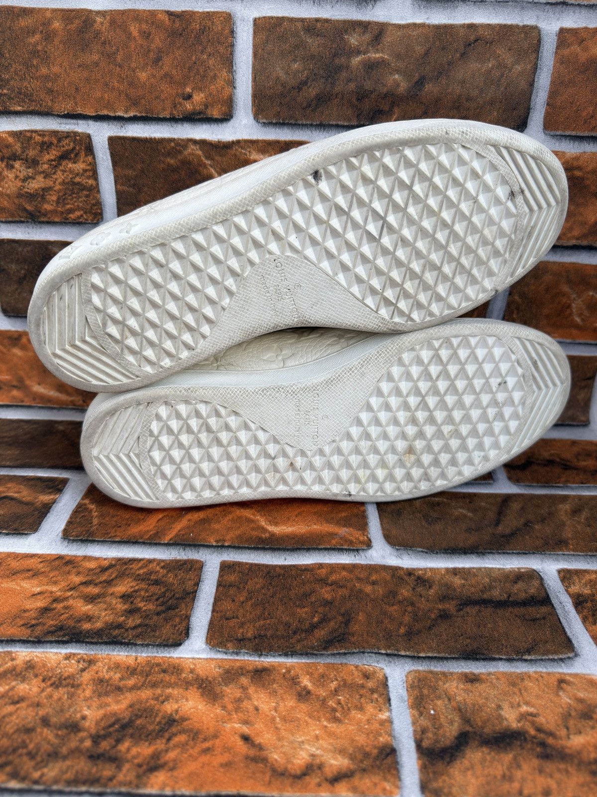 Louis Vuitton Luxembourg monogram Sneaker Size US 9 / EU 42 - 19 Thumbnail