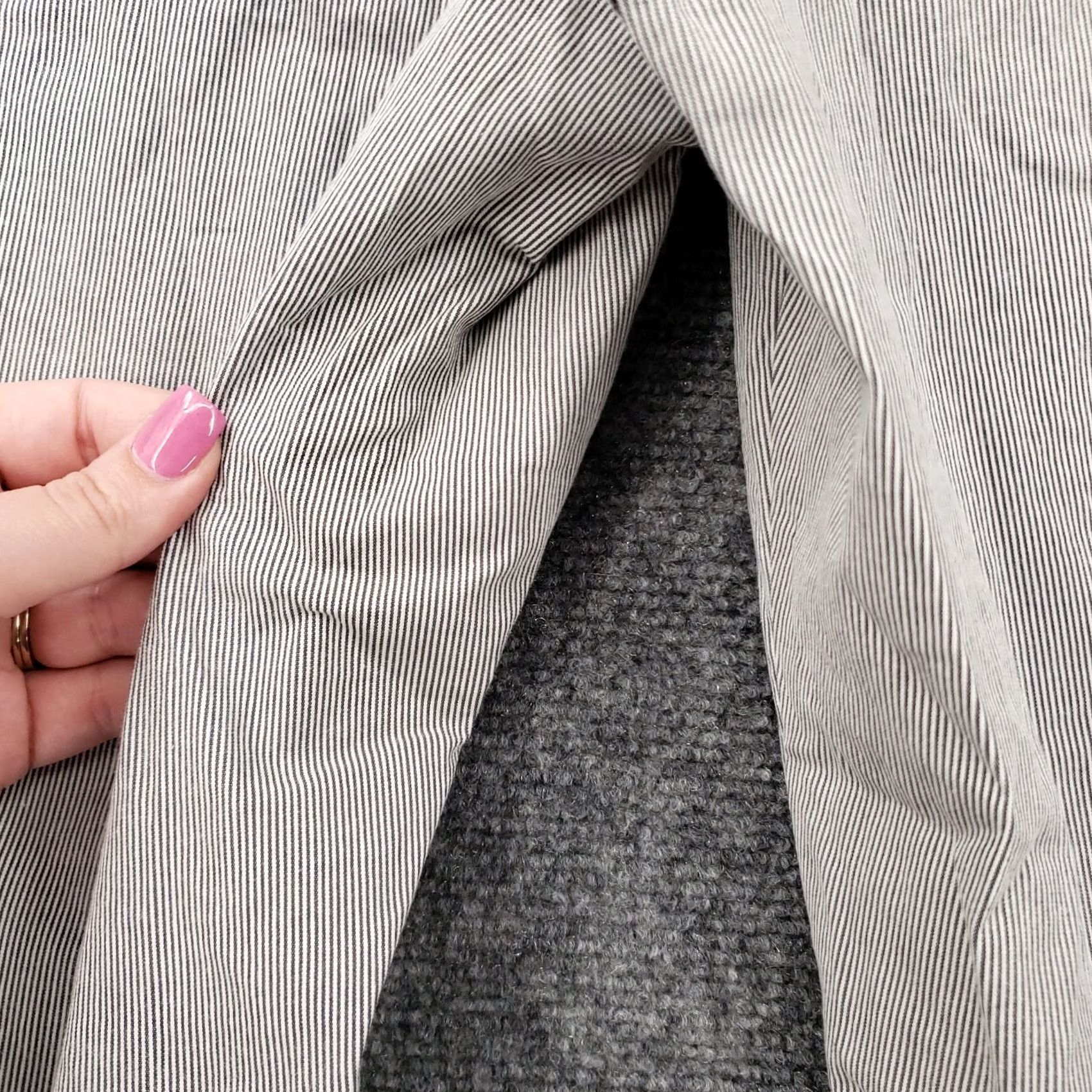 Ann Taylor Ann Taylor Loft Pants Women's 14 Gray Striped Flat Front Crop Mid Rise Casual Cropped Straight NY Size 36" / US 14 / IT 50 - 7 Thumbnail