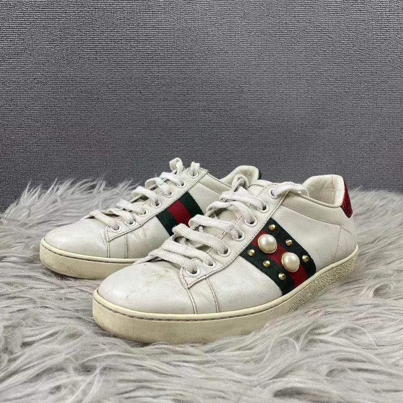 Gucci Gucci ACE Leather Studded Sneakers for Women 0079 Size US 6 / IT 36 - 1 Thumbnail