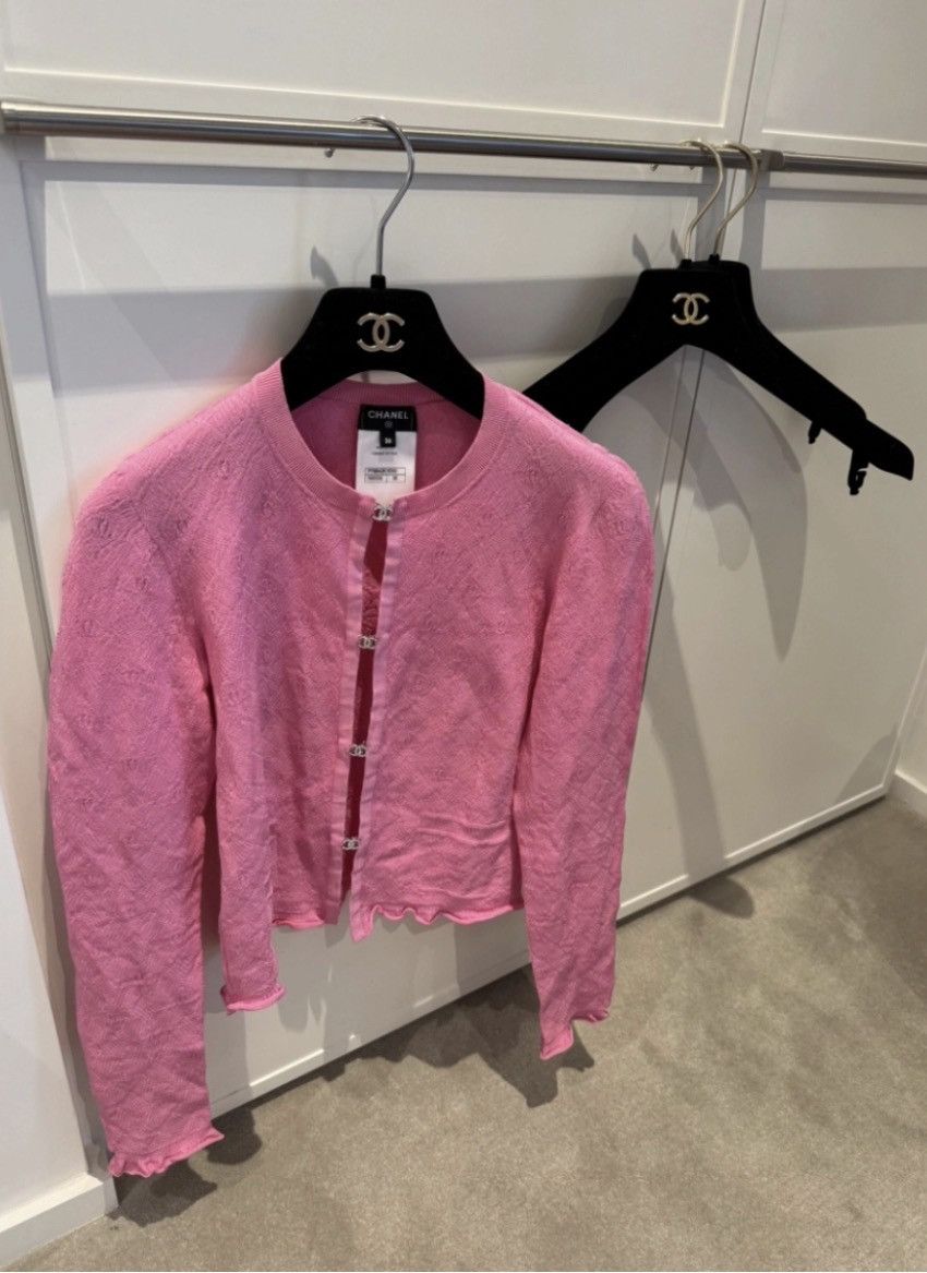 Chanel CC rhinestone clasp cardigan Size S / US 4 / IT 40 - 4 Thumbnail